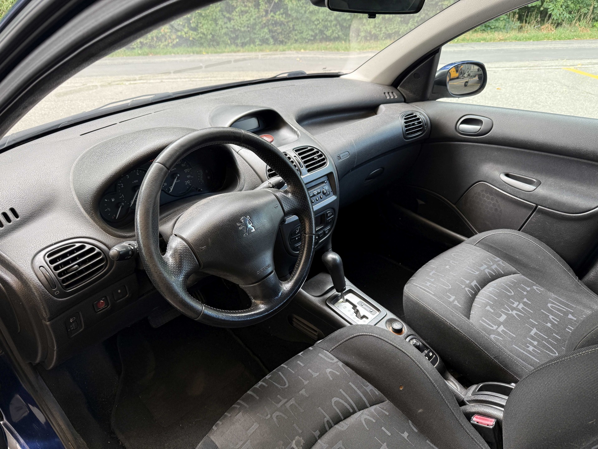 PEUGEOT 206 SW 1.6 16V Quiksilver-image-4