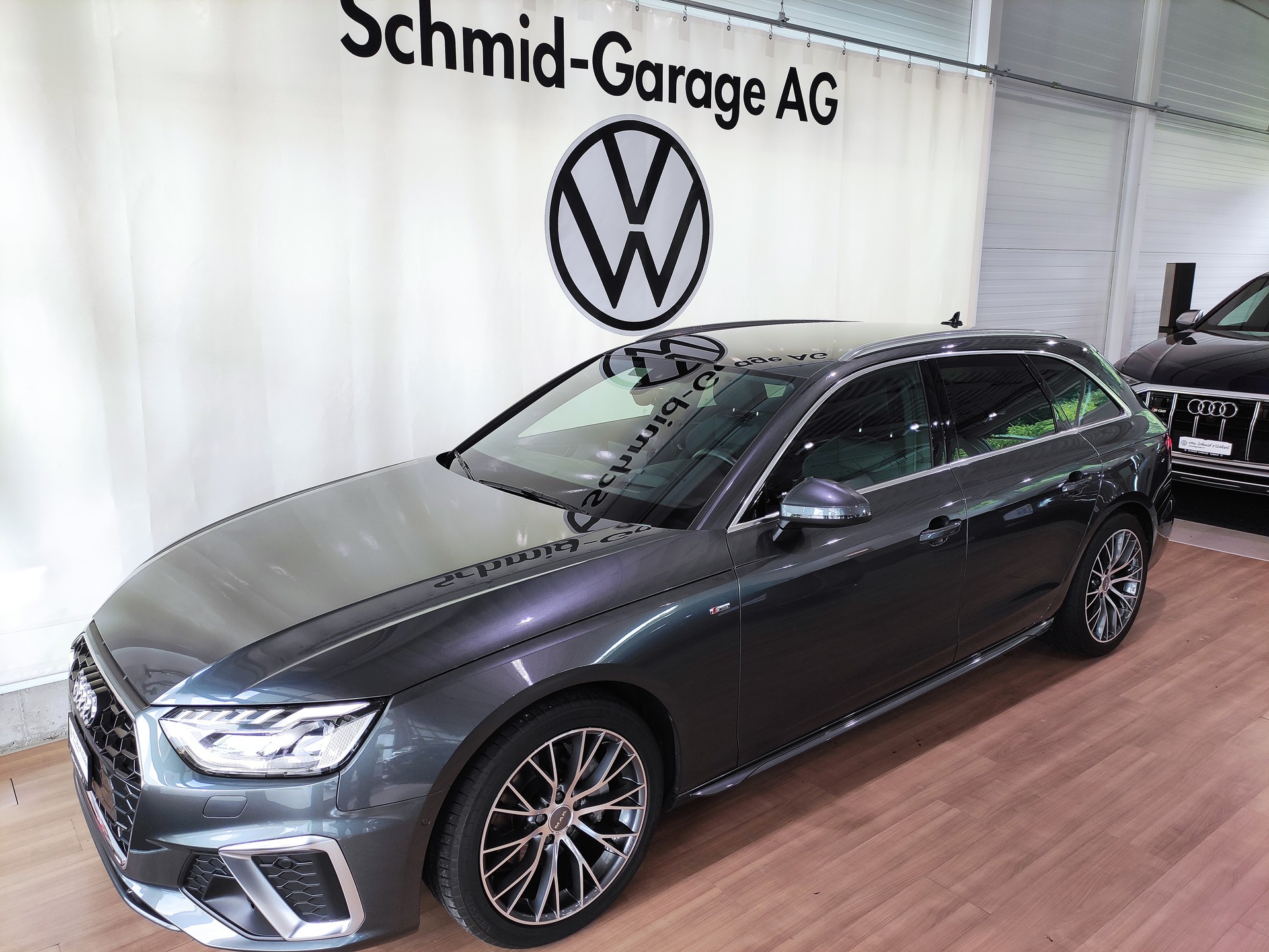 AUDI 2.0 40 TDI S Line quattro S-Tronic-image-0