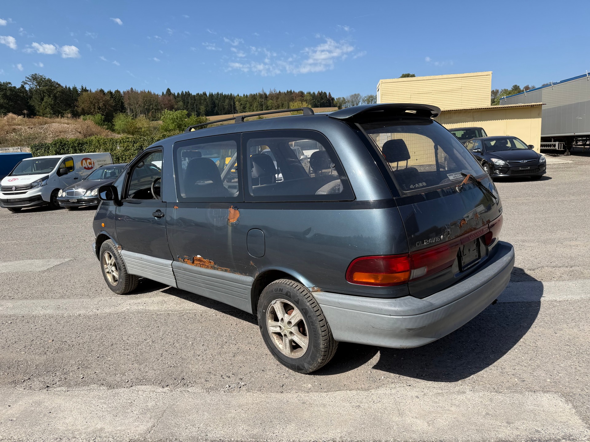 TOYOTA Previa GL 4x4-image-4