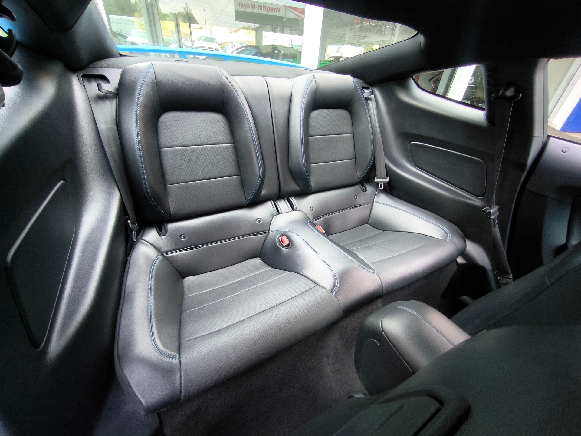 FORD Mustang Fastback 5.0 V8 GT Automat / Recaro-image-28