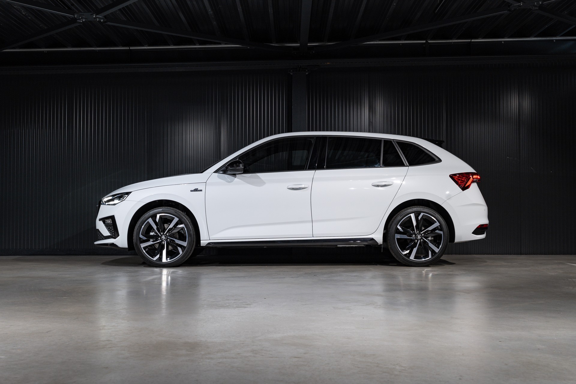 SKODA Scala 1.5 TSI Monte Carlo DSG-showroom-element-2