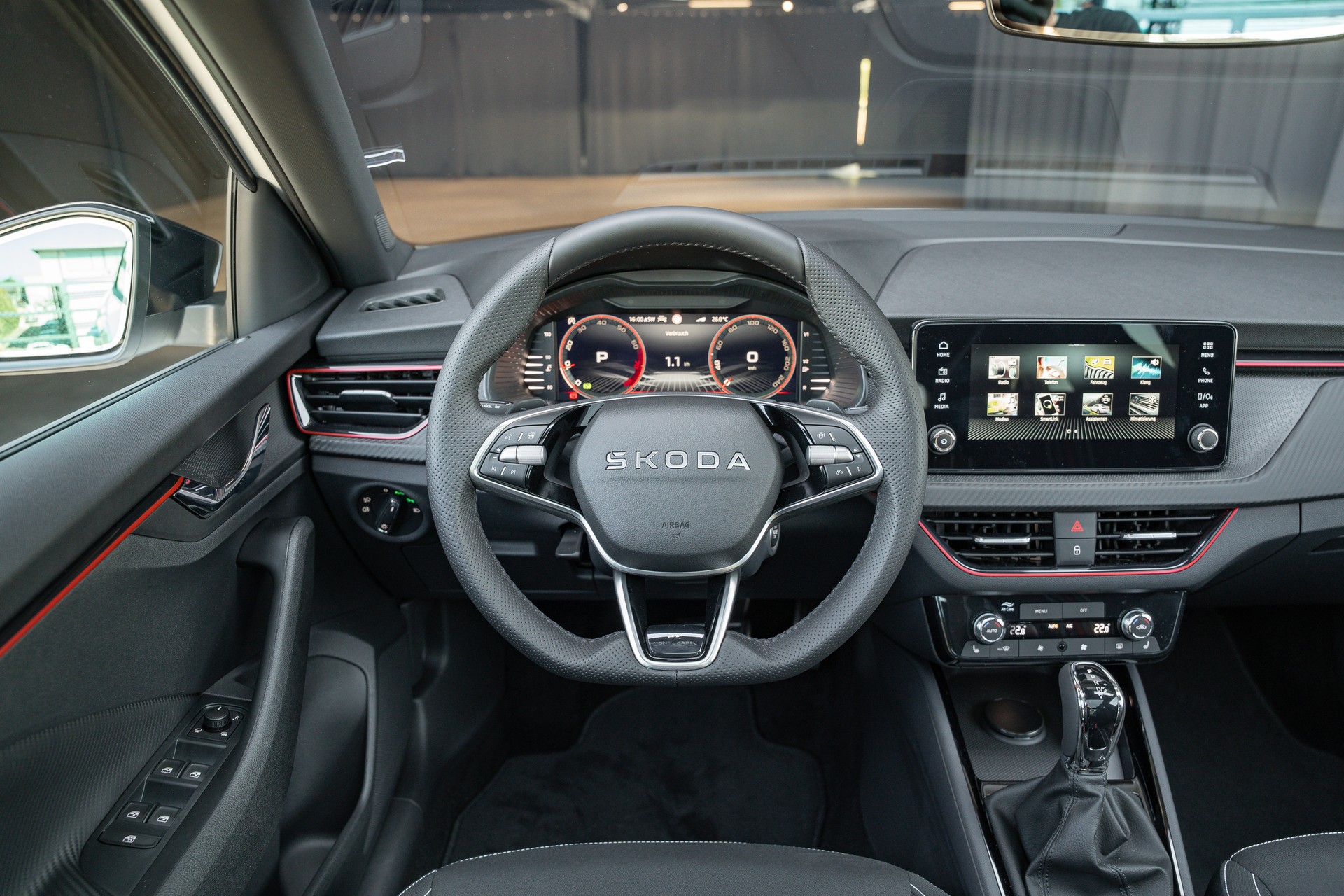 SKODA Scala 1.5 TSI Monte Carlo DSG-image-15