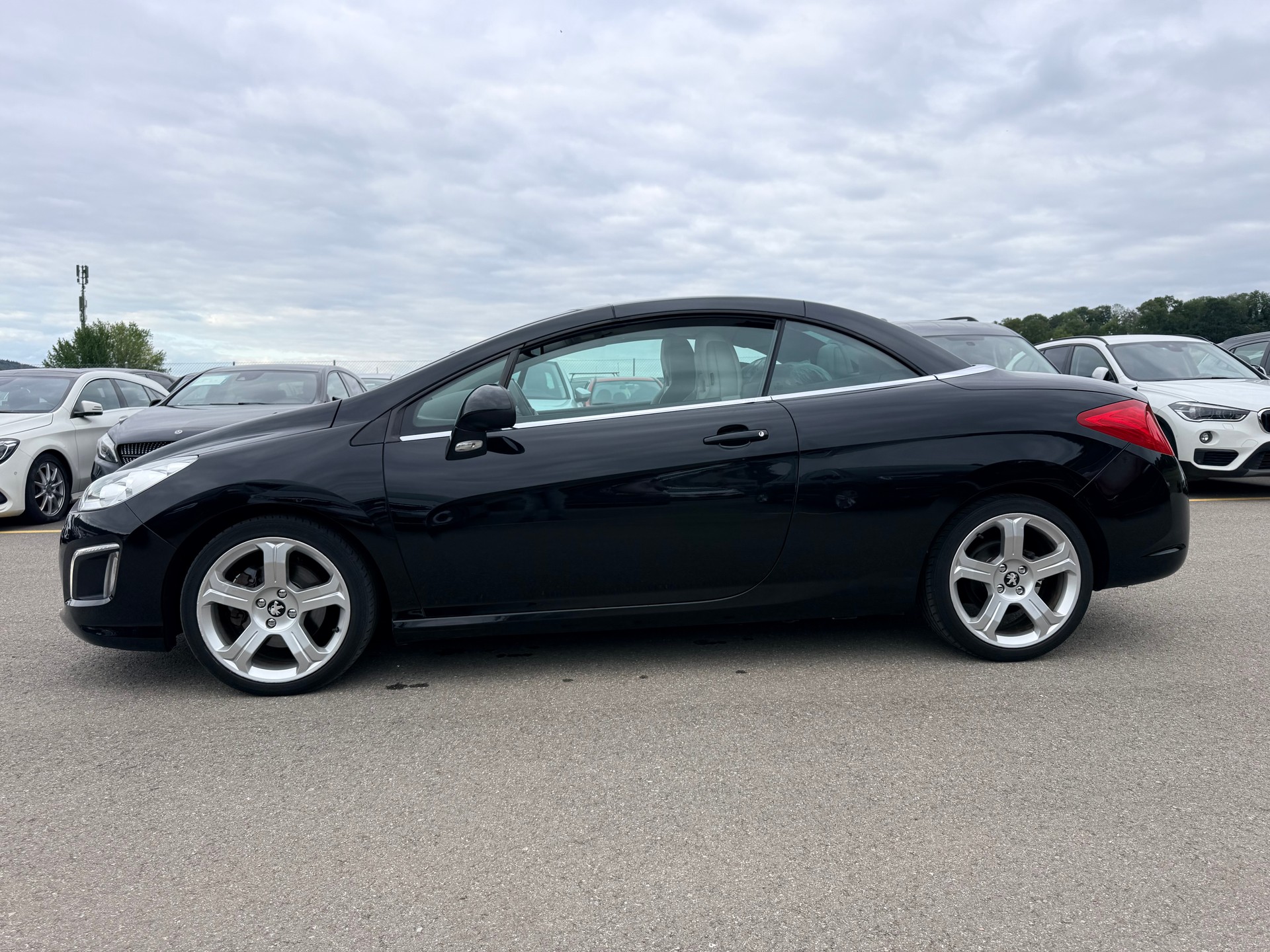 PEUGEOT 308 CC 1.6 16V Turbo R.Garros Automatic-image-1