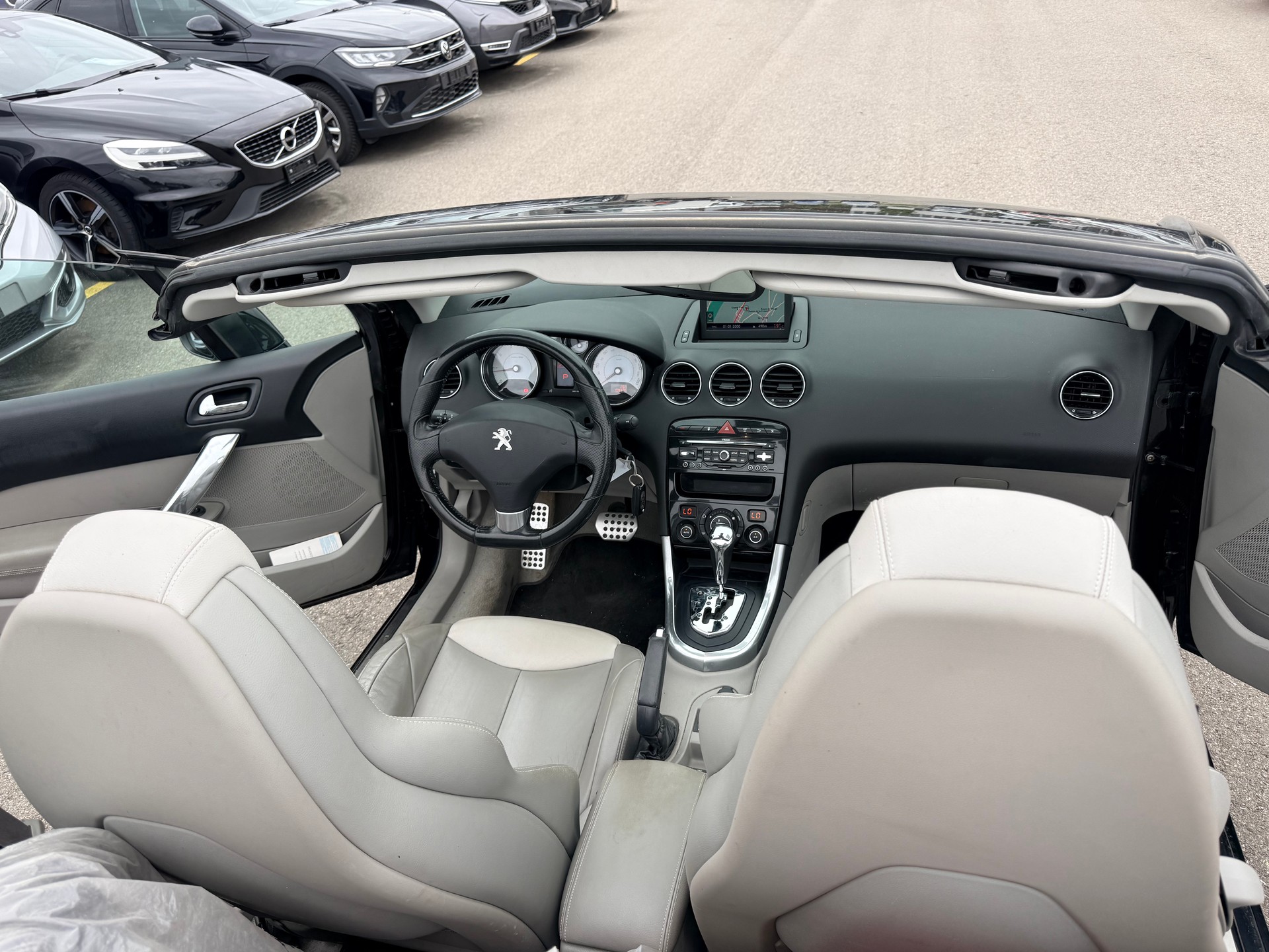 PEUGEOT 308 CC 1.6 16V Turbo R.Garros Automatic-image-11