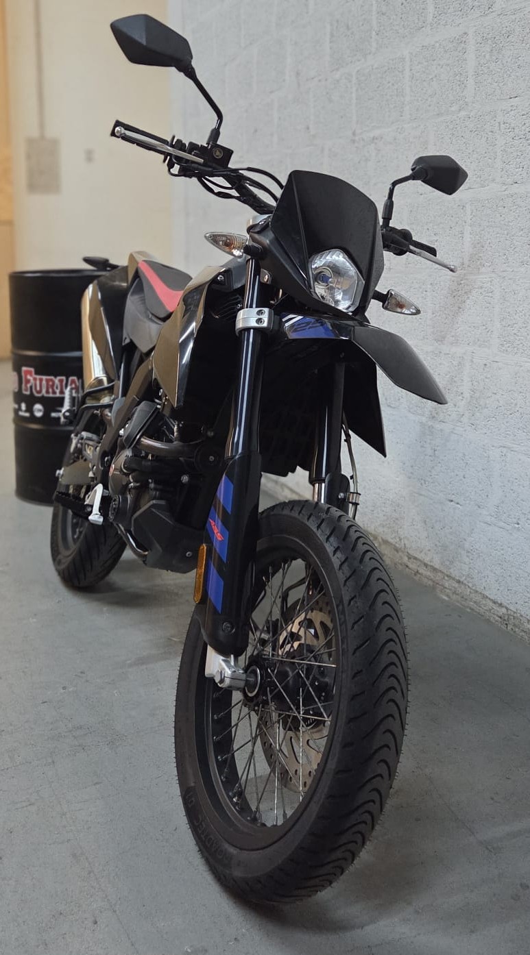 APRILIA SX 125-showroom-element-1