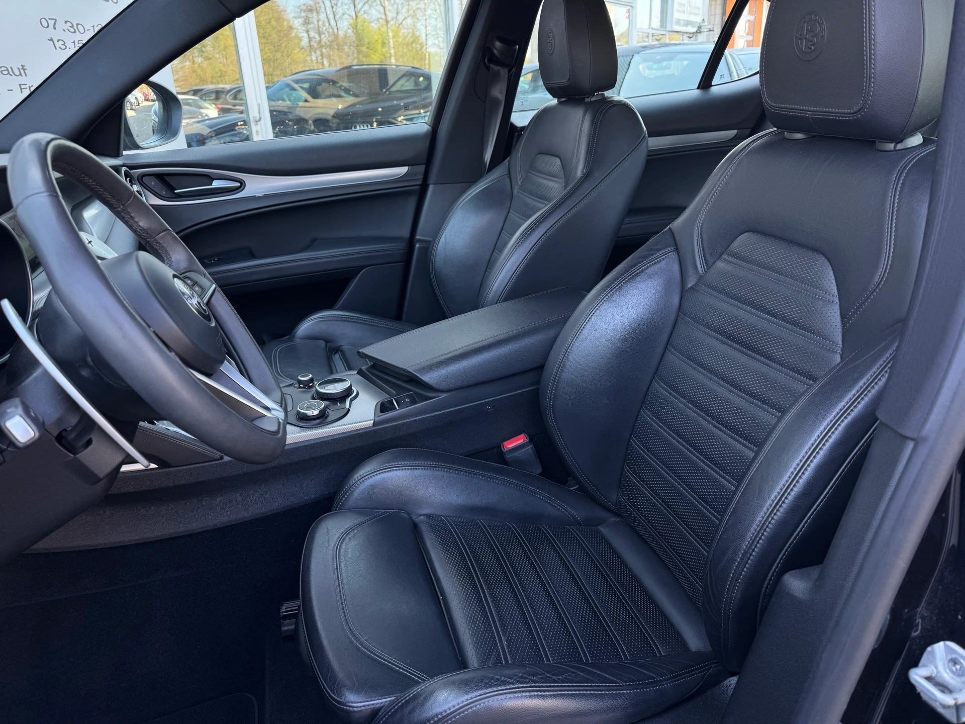 ALFA ROMEO Stelvio 2.2 JTDM Super Q4 Automatic-image-14