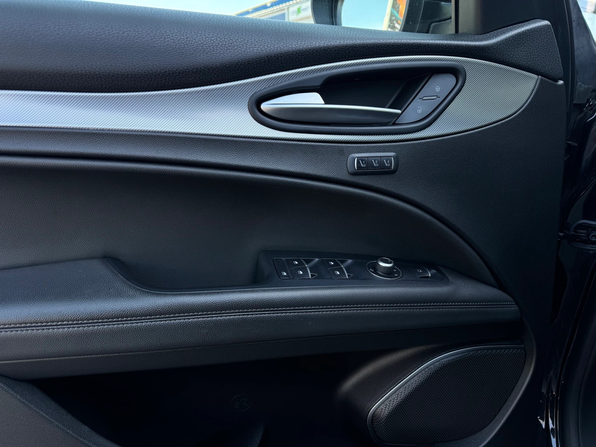 ALFA ROMEO Stelvio 2.2 JTDM Super Q4 Automatic-image-13