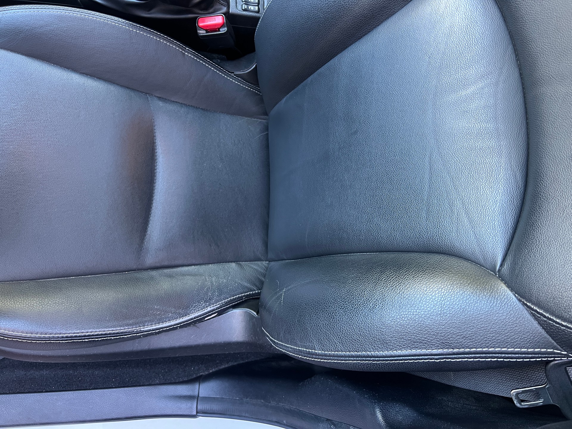 SUBARU XV 2.0 Swiss Three AWD-image-6