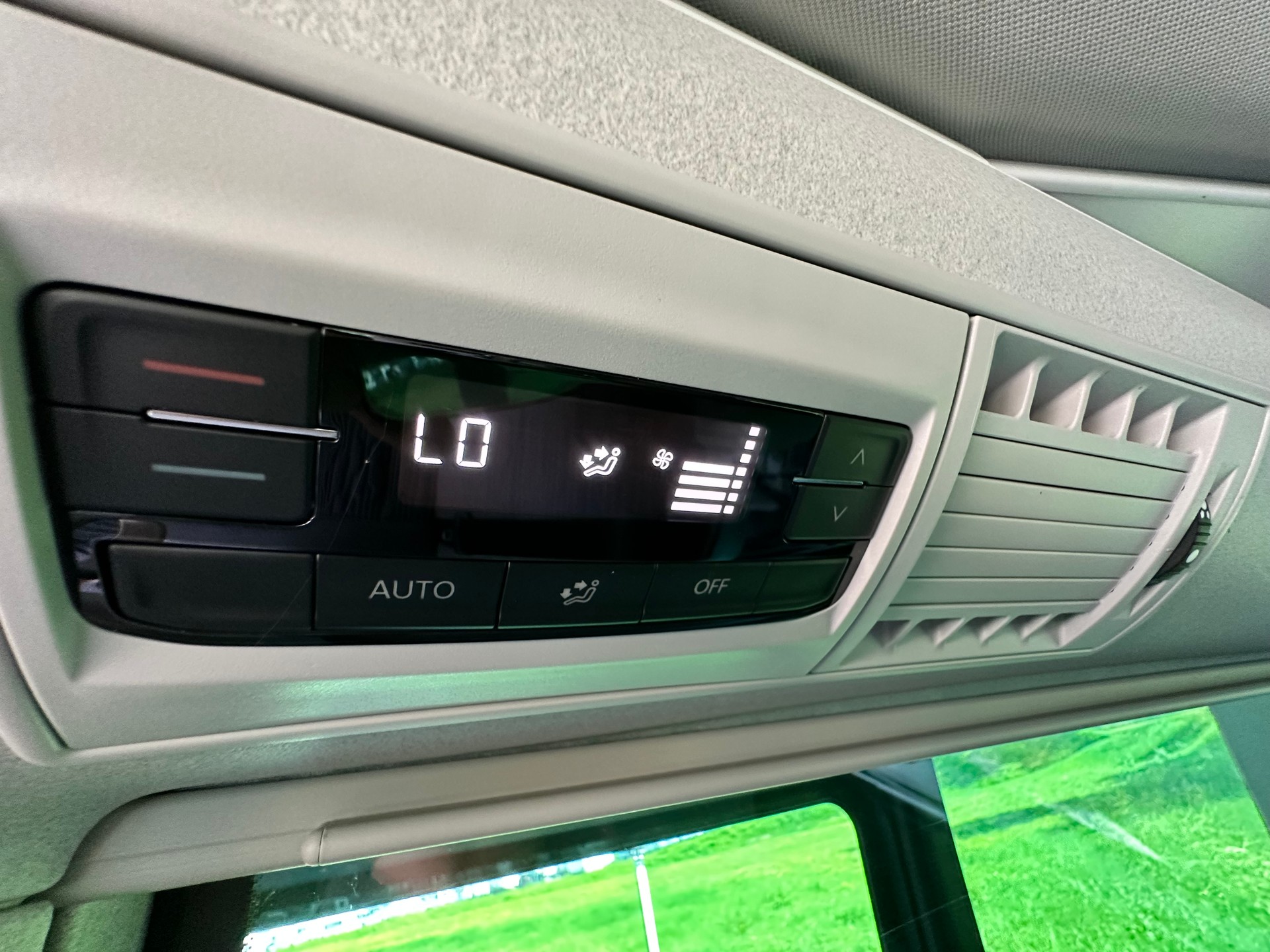 VW 2.0TDi 150PS CALIFORNIA EDITION OCEAN ***NEUWERTIG*** Top ausgestattet-image-16