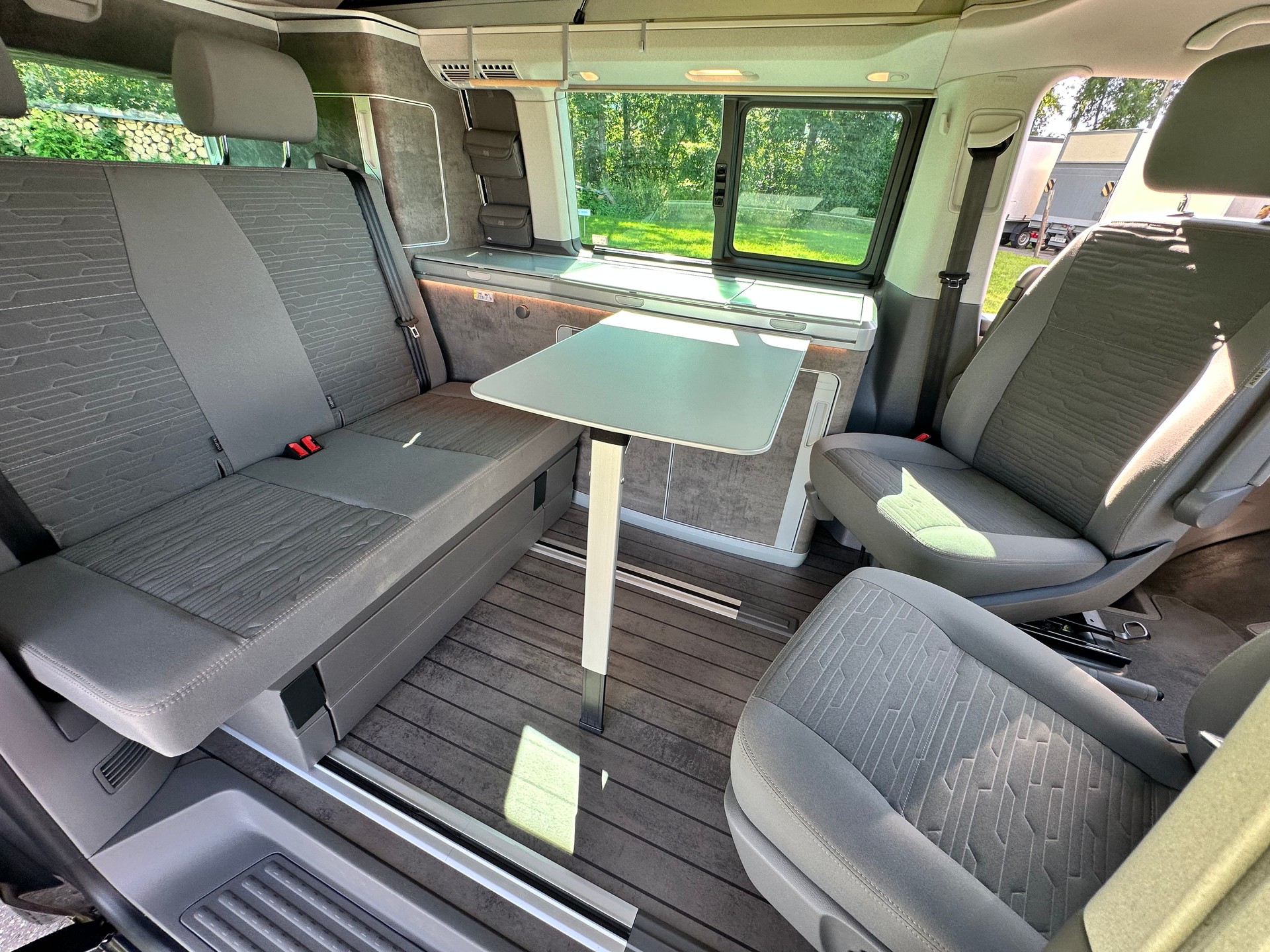 VW 2.0TDi 150PS CALIFORNIA EDITION OCEAN ***NEUWERTIG*** Top ausgestattet-image-12