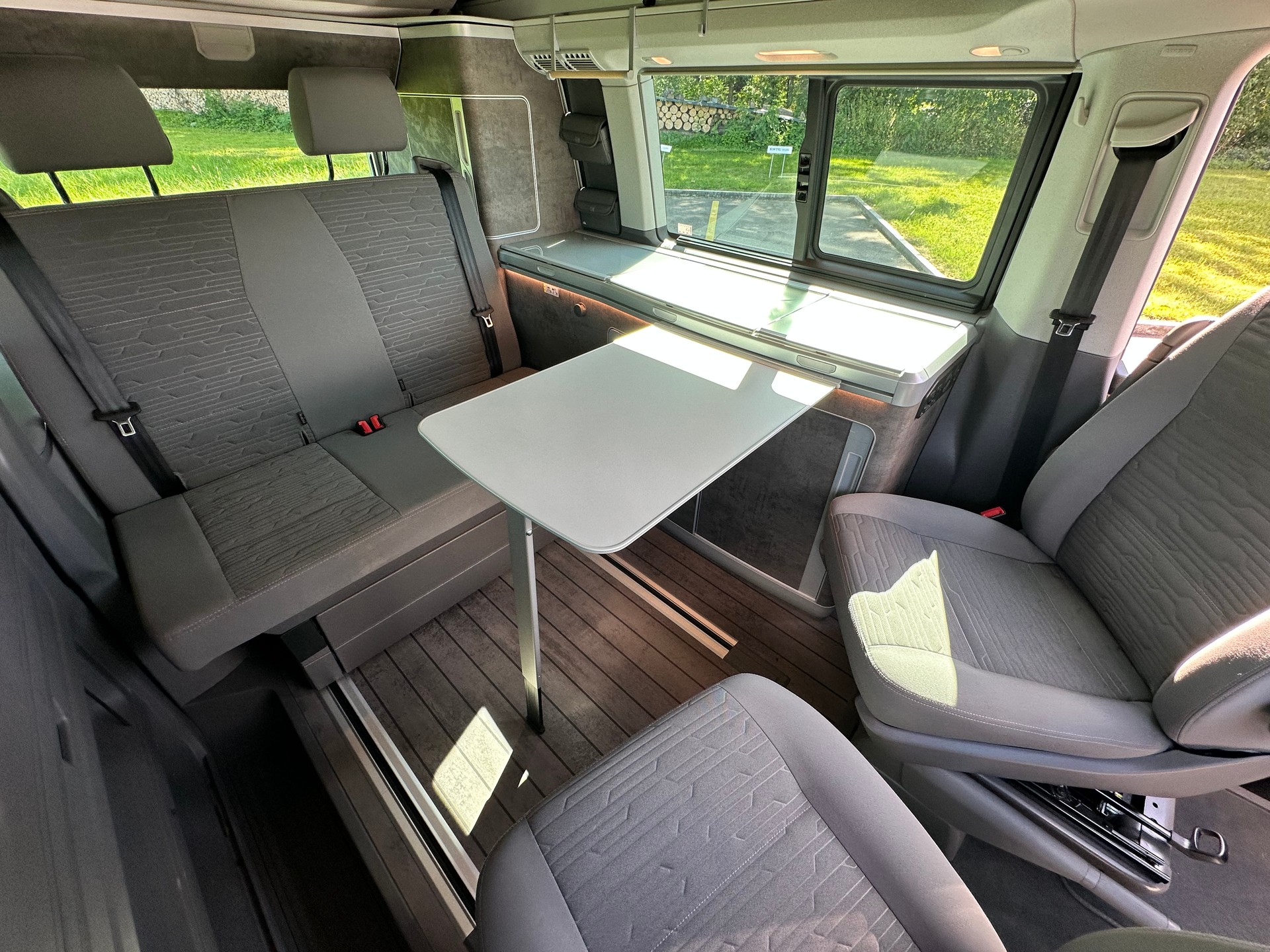 VW 2.0TDi 150PS CALIFORNIA EDITION OCEAN ***NEUWERTIG*** Top ausgestattet-image-13