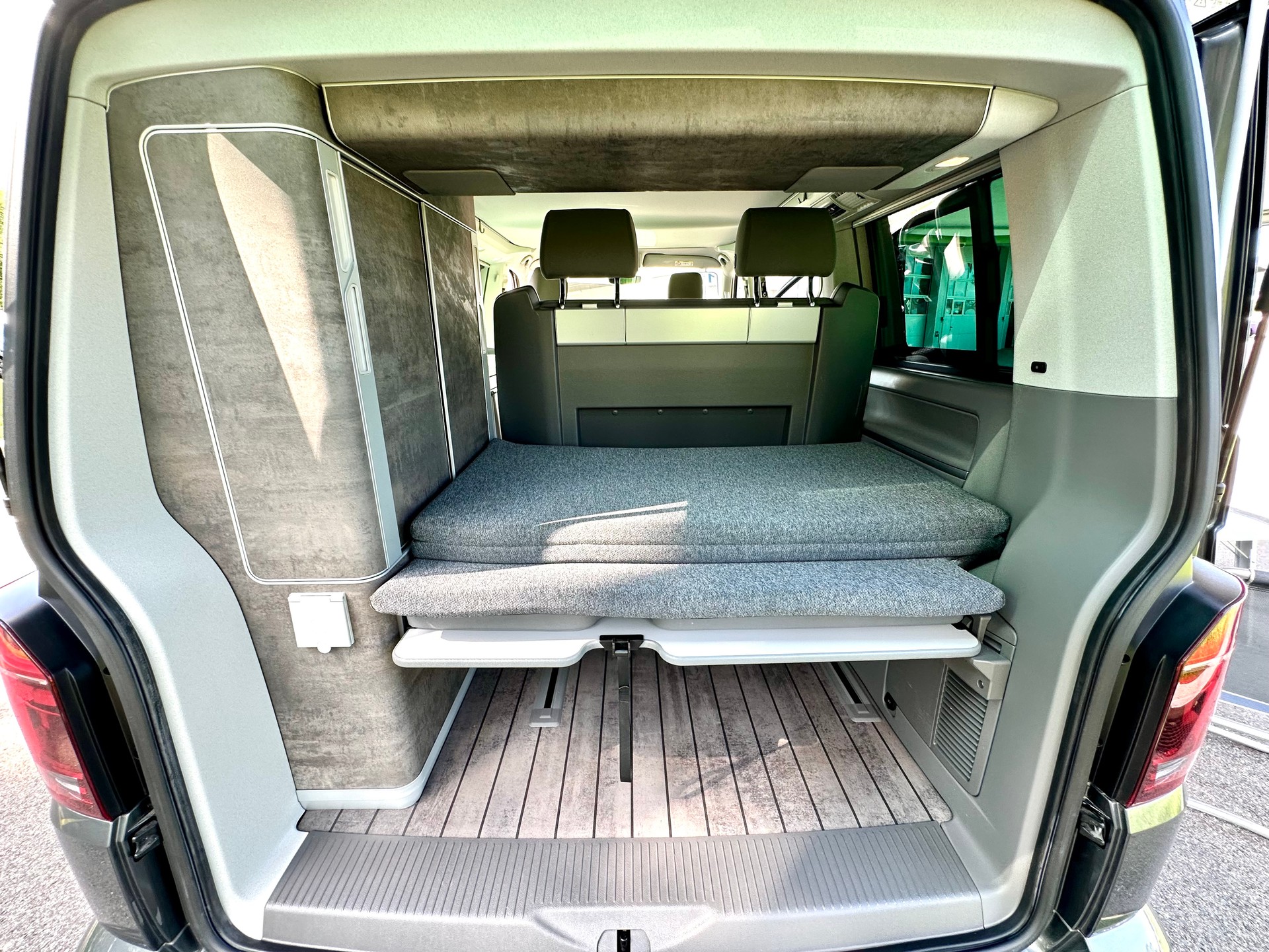 VW 2.0TDi 150PS CALIFORNIA EDITION OCEAN ***NEUWERTIG*** Top ausgestattet-image-20