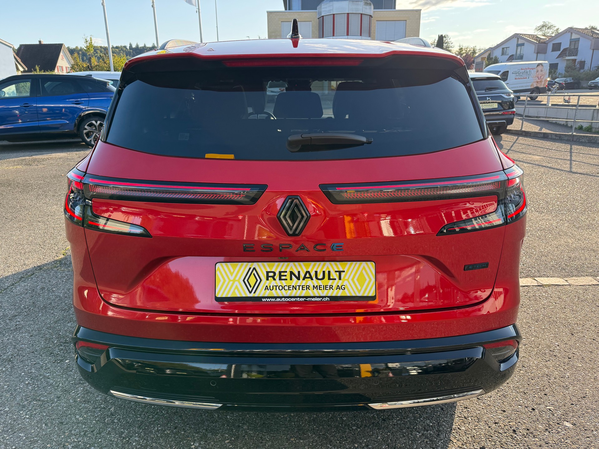 RENAULT Espace 1.2 E-Tech 200 Esprit Alpine 7-Sitze-image-3