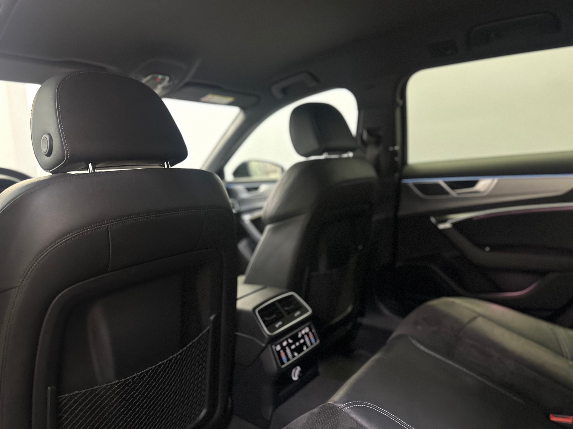 AUDI A6 Avant 40 TDI Sport quattro S-tronic-image-21