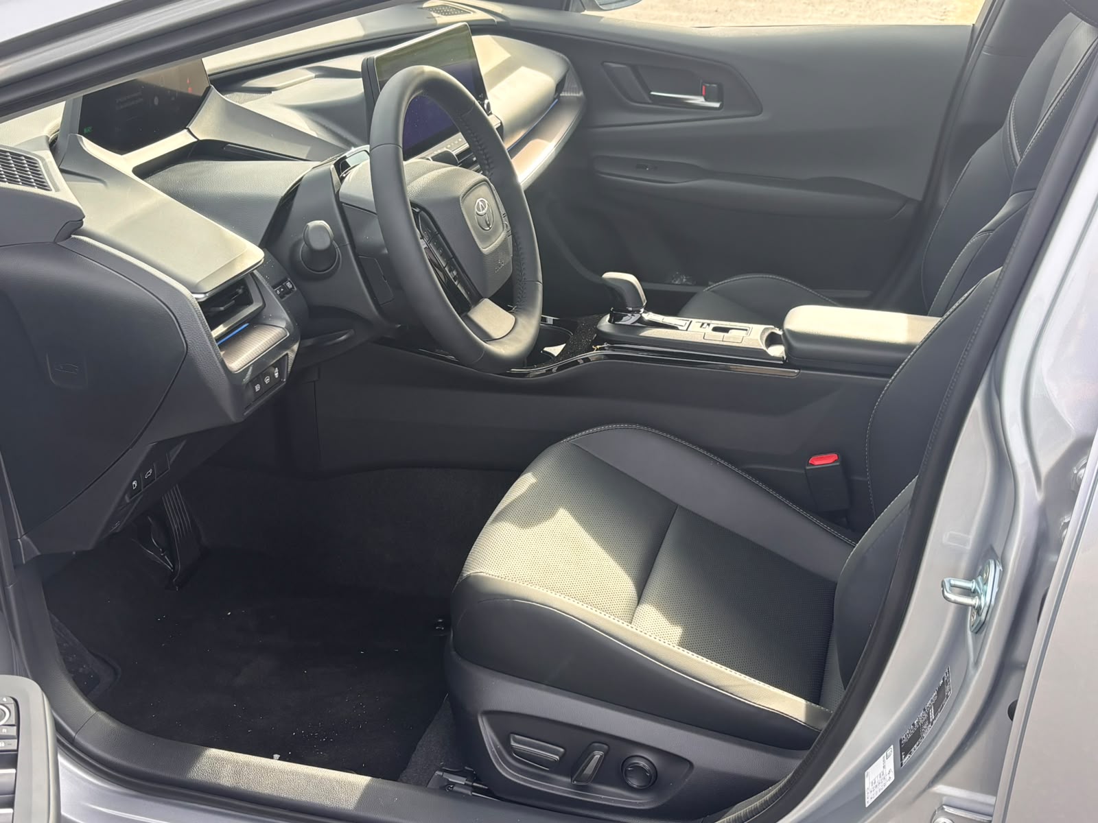 TOYOTA Prius 2,0 VVT-i Plug-in Hybrid Premium-image-10