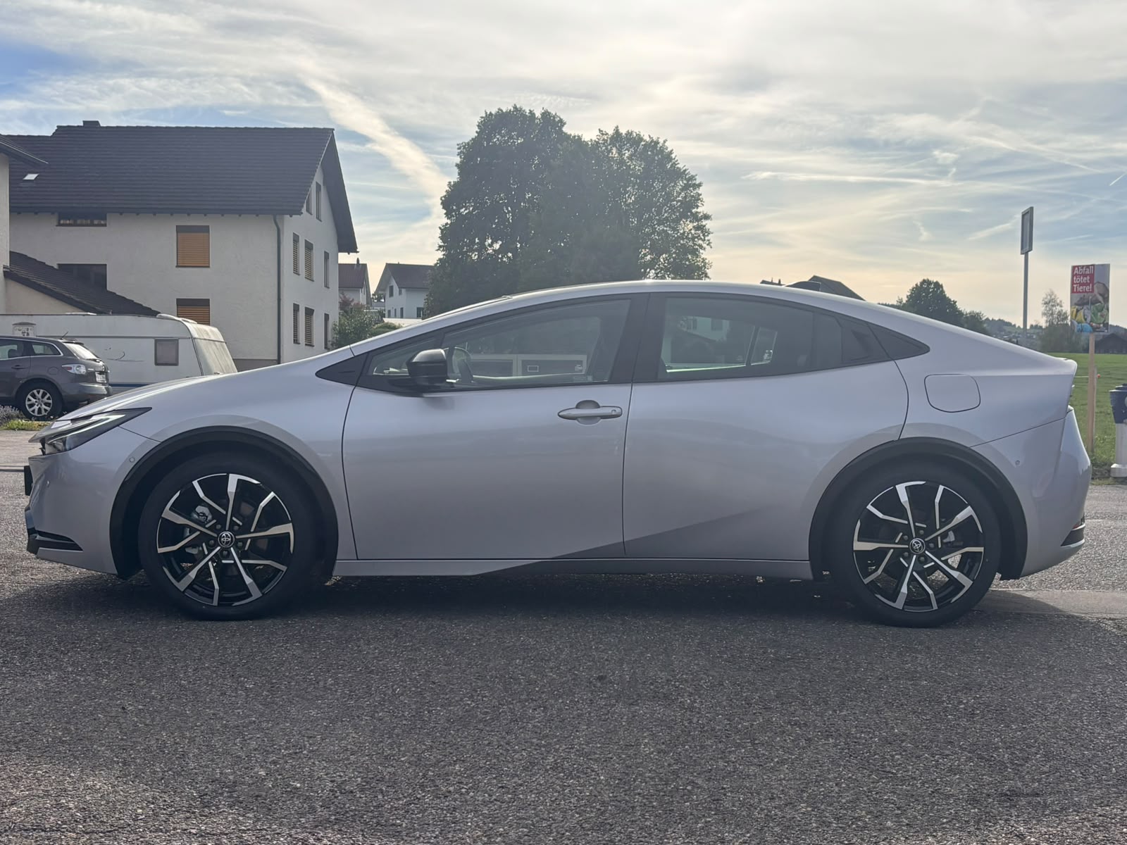 TOYOTA Prius 2,0 VVT-i Plug-in Hybrid Premium-image-7