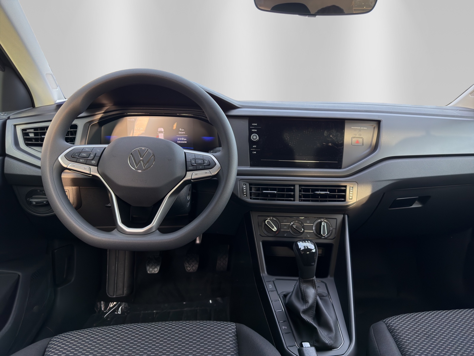 VW Polo 1.0 TSI Trend-image-8