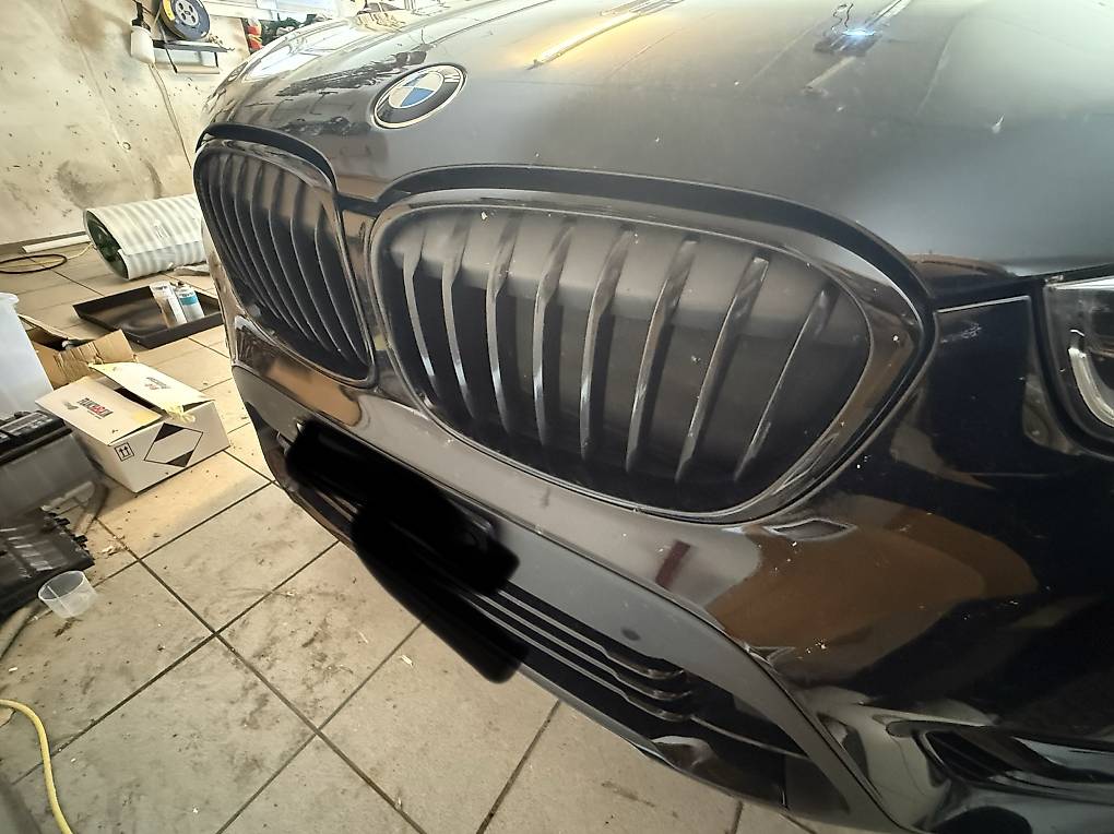 BMW iX1-image-4