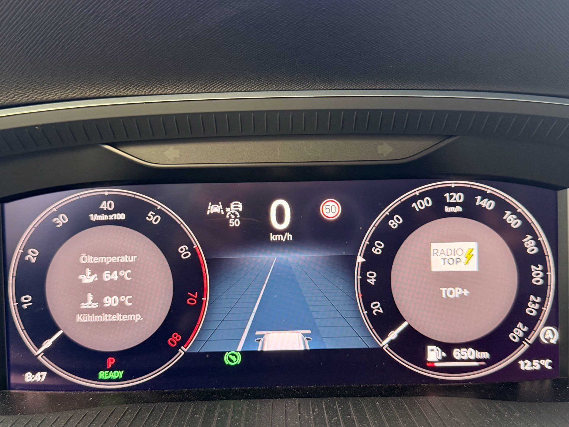 SKODA Octavia Combi 1.5 TSI mHEV 150 PS Selection ***ANHÄNGERKUPPLUNG SCHWENKBAR***-image-9
