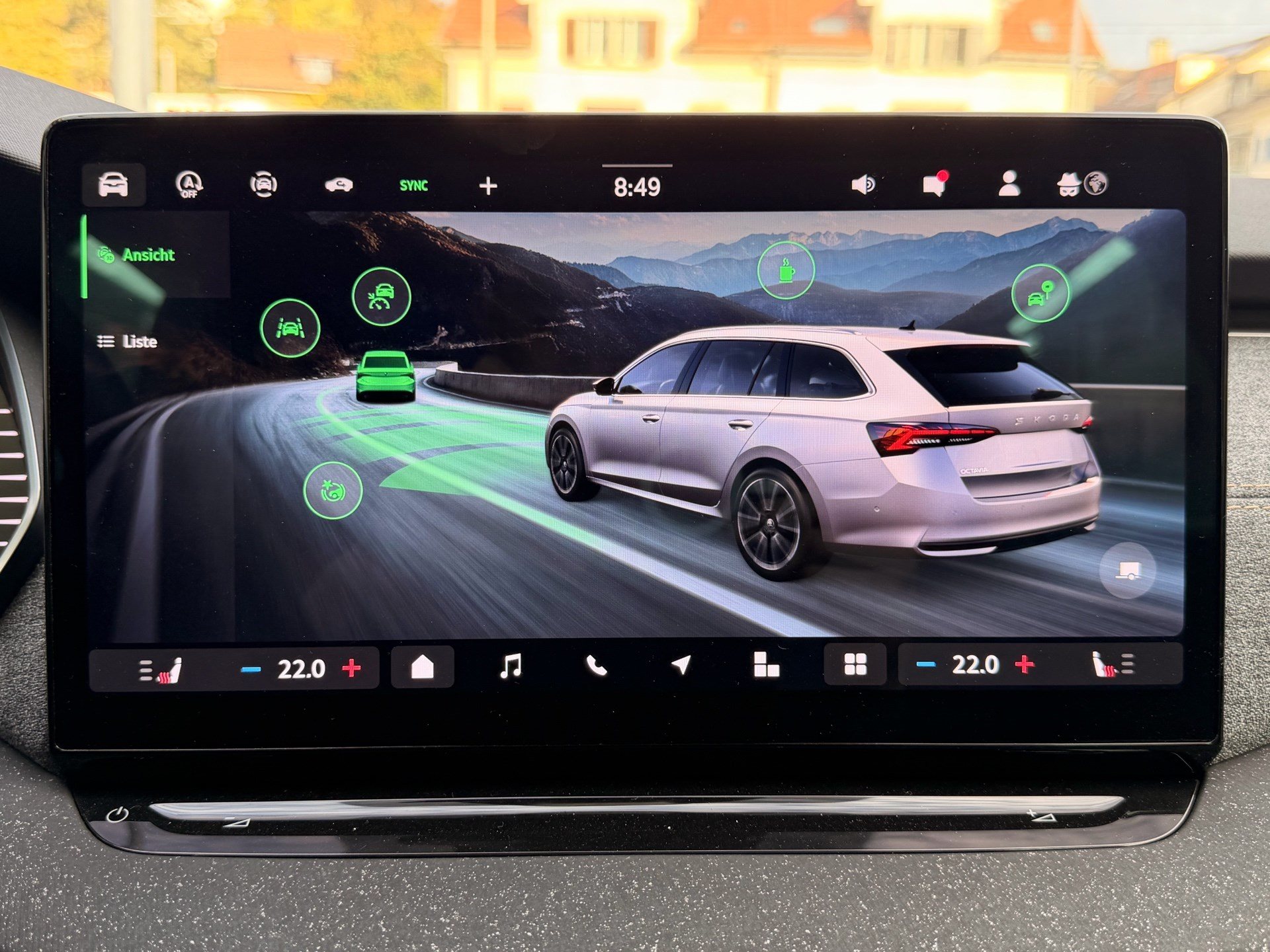 SKODA Octavia Combi 1.5 TSI mHEV 150 PS Selection ***ANHÄNGERKUPPLUNG SCHWENKBAR***-image-12