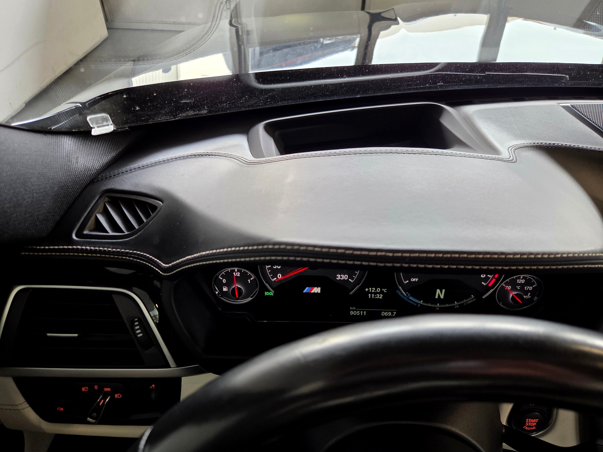 BMW M4 Coupé-image-4