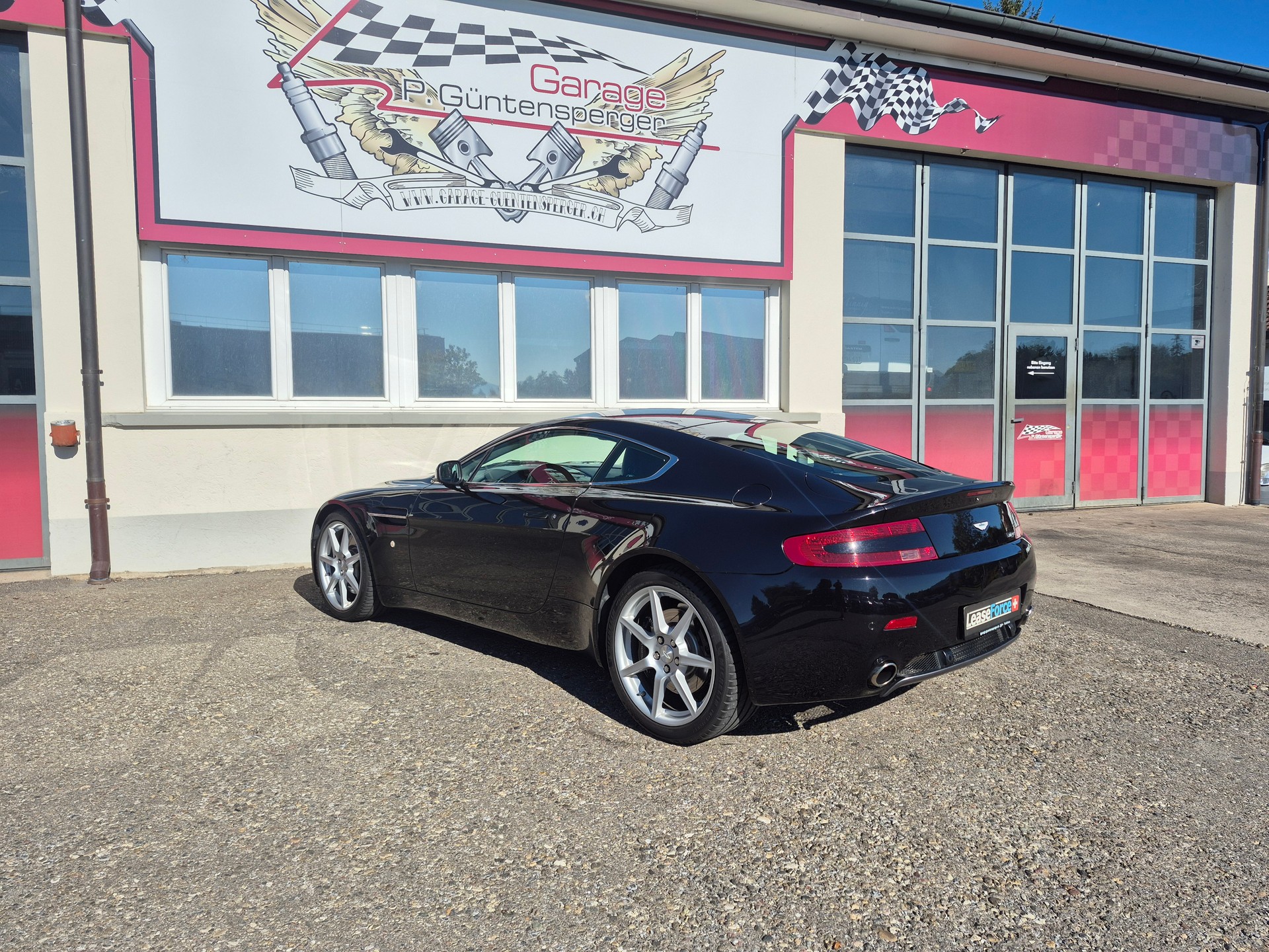 ASTON MARTIN V8 Vantage 4.3 Sportshift-image-6