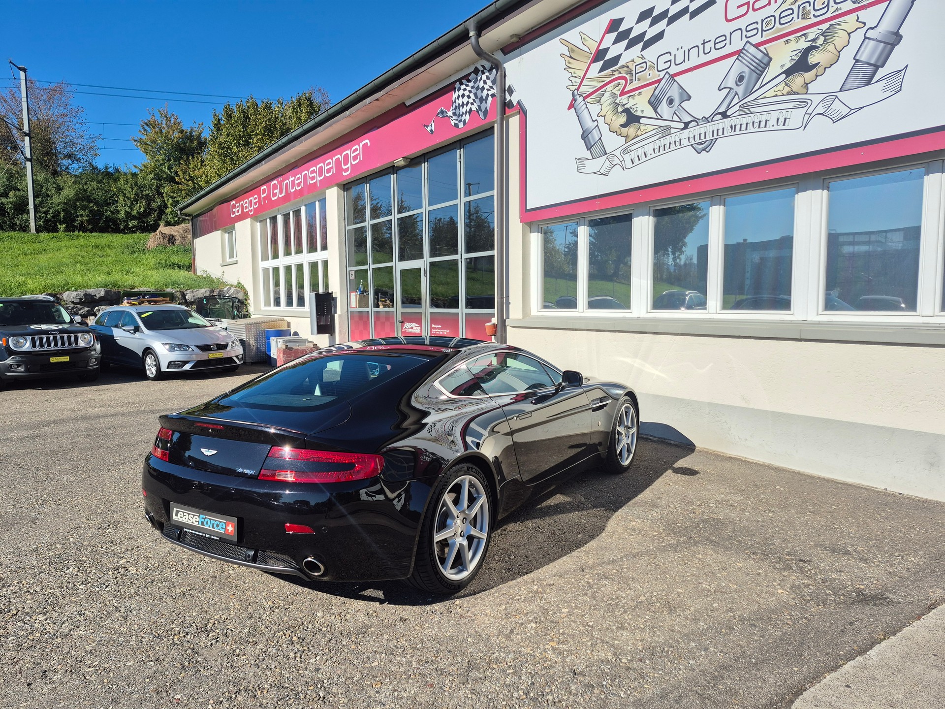 ASTON MARTIN V8 Vantage 4.3 Sportshift-image-3