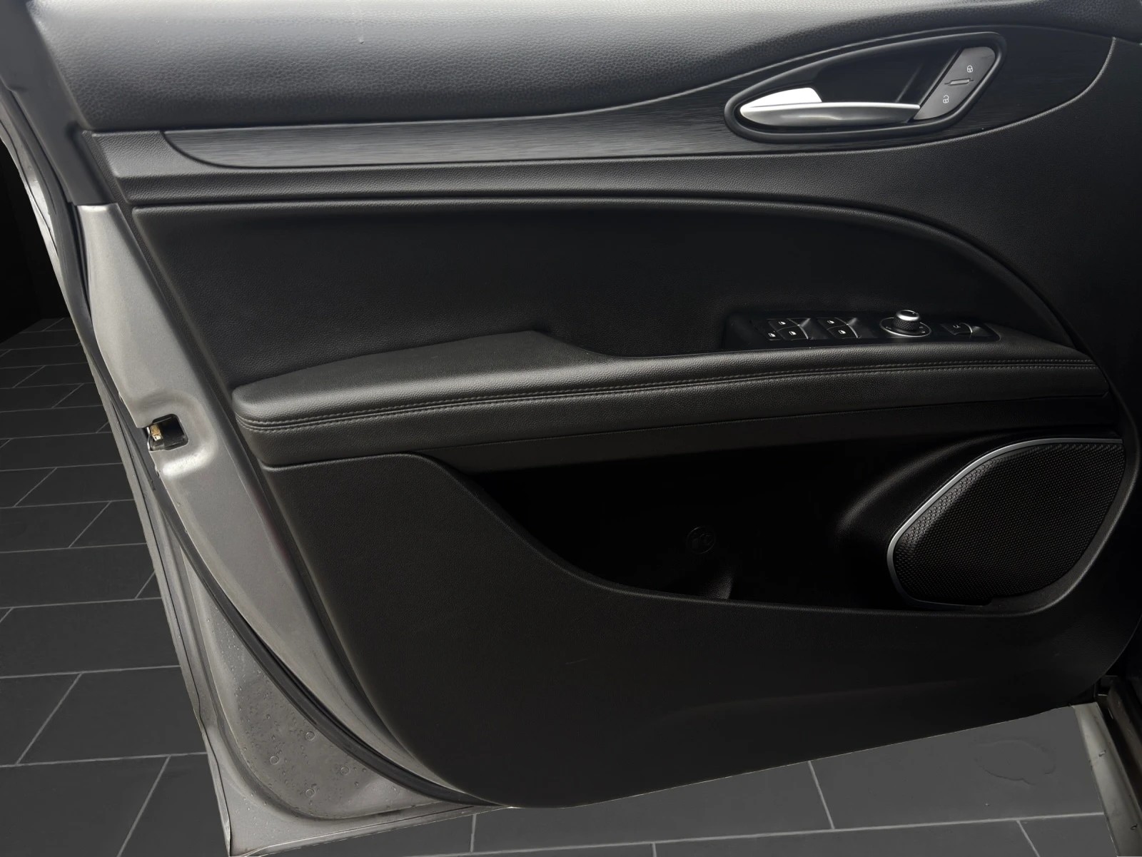 ALFA ROMEO Stelvio 2.0 Super Q4 Automatic-image-13