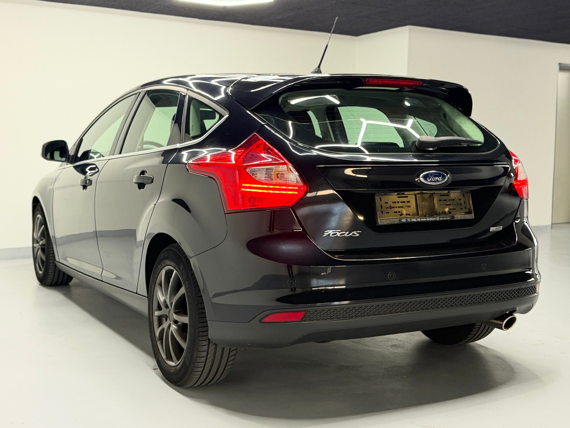 FORD Focus 1.6 SCTi Titanium-image-6