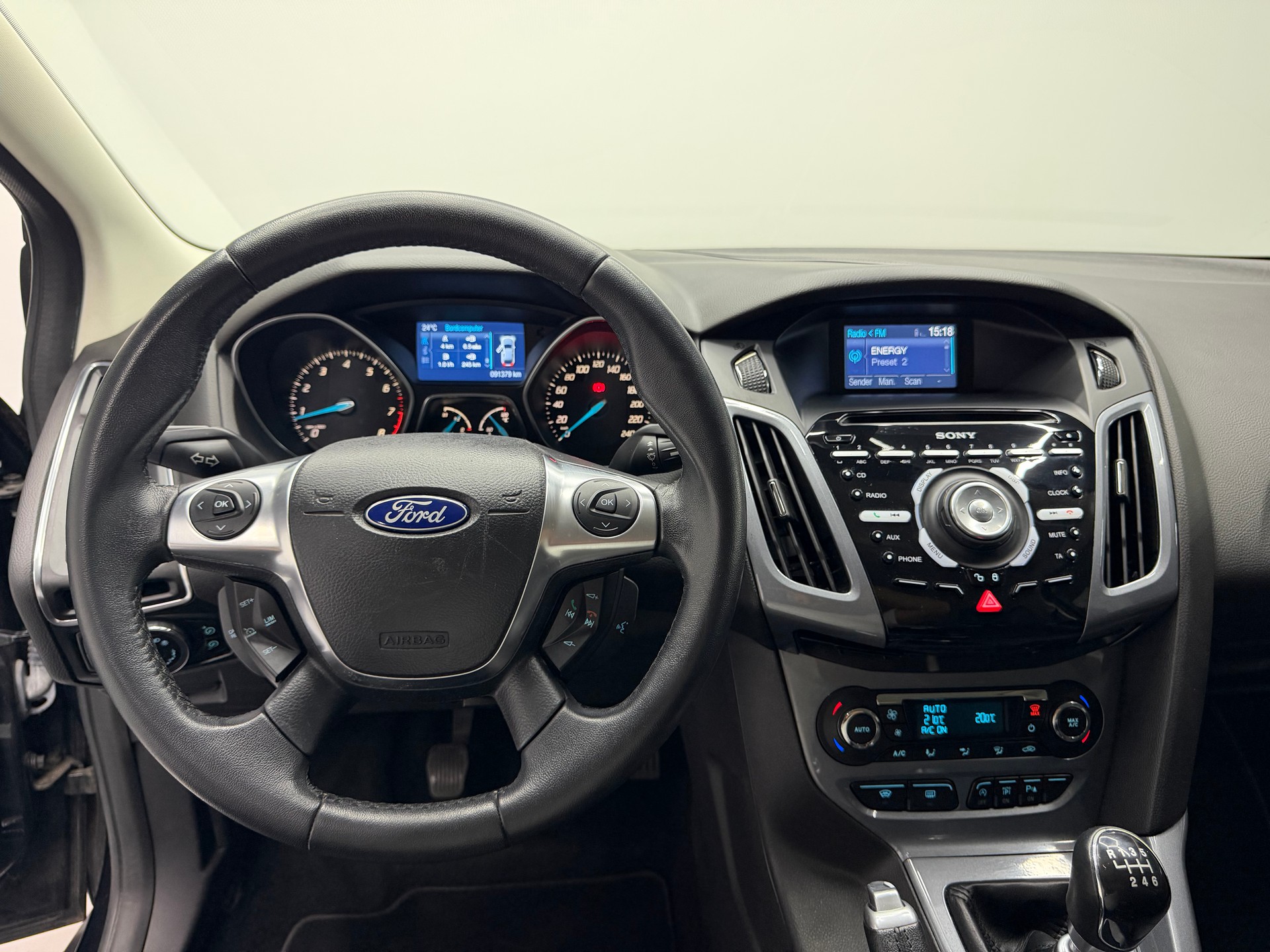 FORD Focus 1.6 SCTi Titanium-image-15