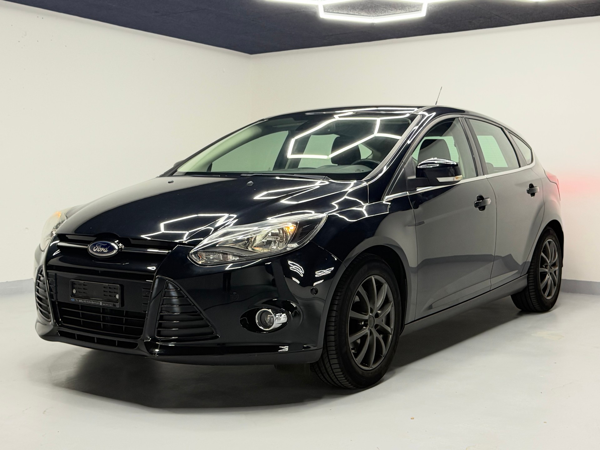 FORD Focus 1.6 SCTi Titanium-image-0