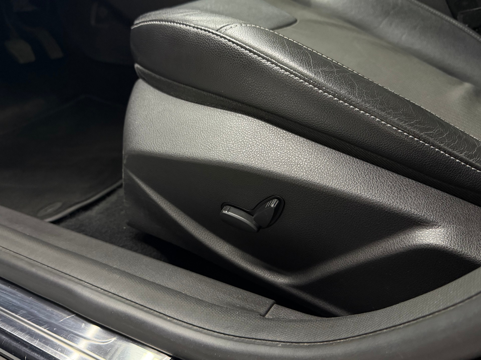FORD Focus 1.6 SCTi Titanium-image-22