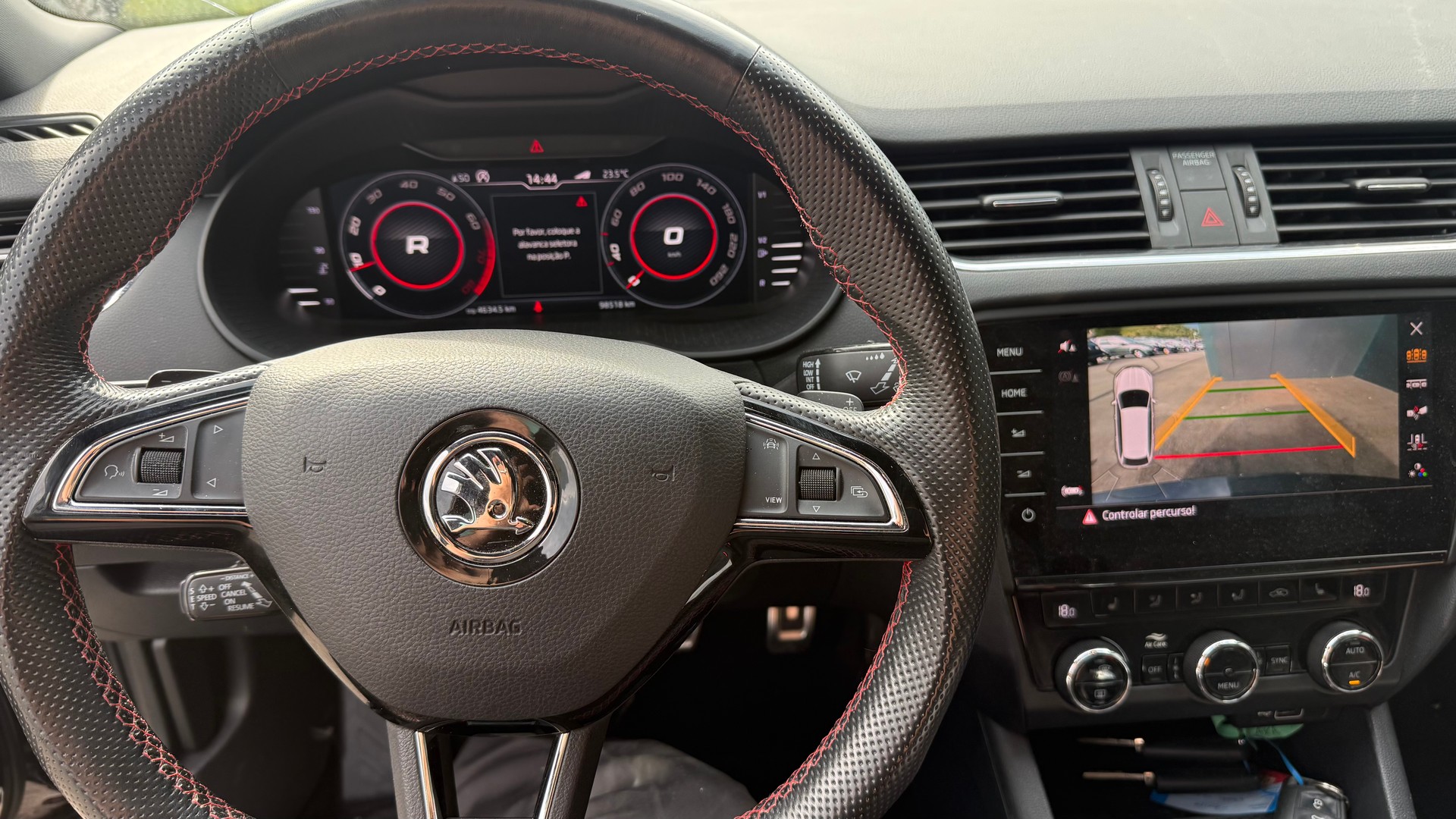 SKODA Octavia Combi 2.0 TSI RS DSG-image-6