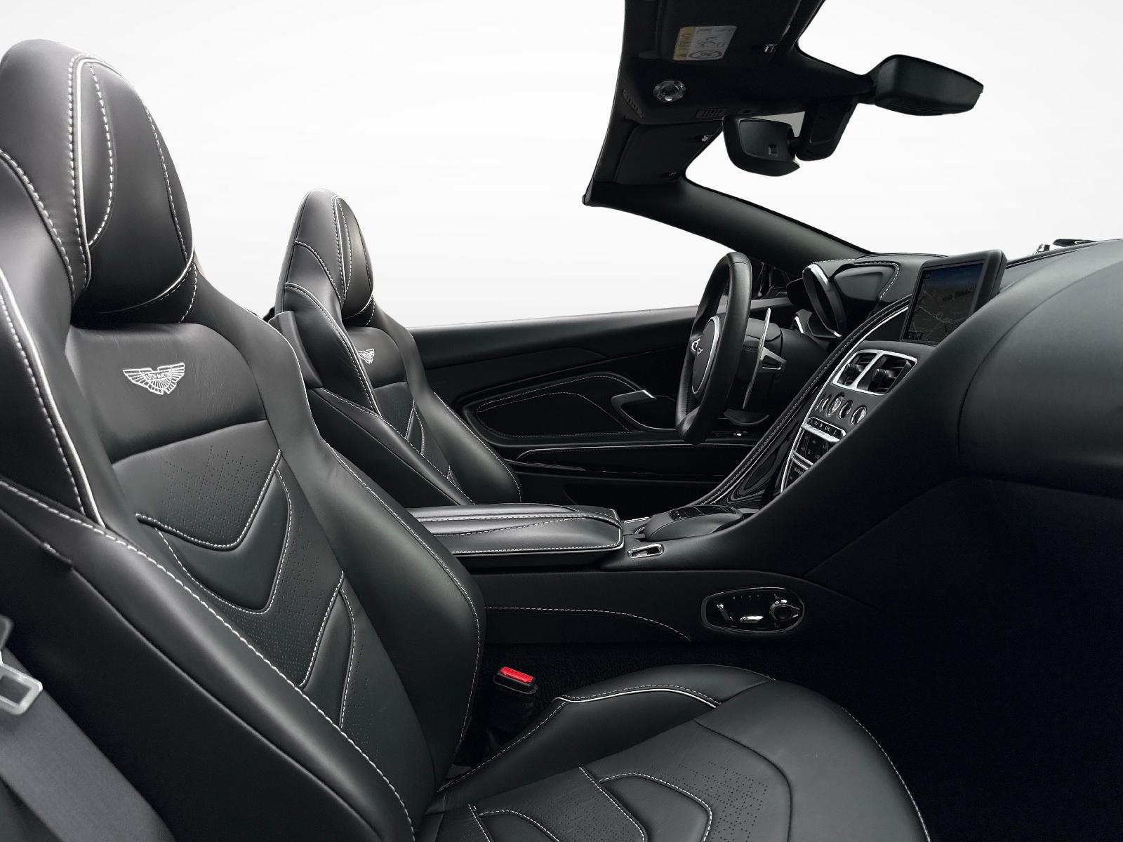 ASTON MARTIN DBS Superleggera Volante 5.2 V12 Bi-Turbo-image-9