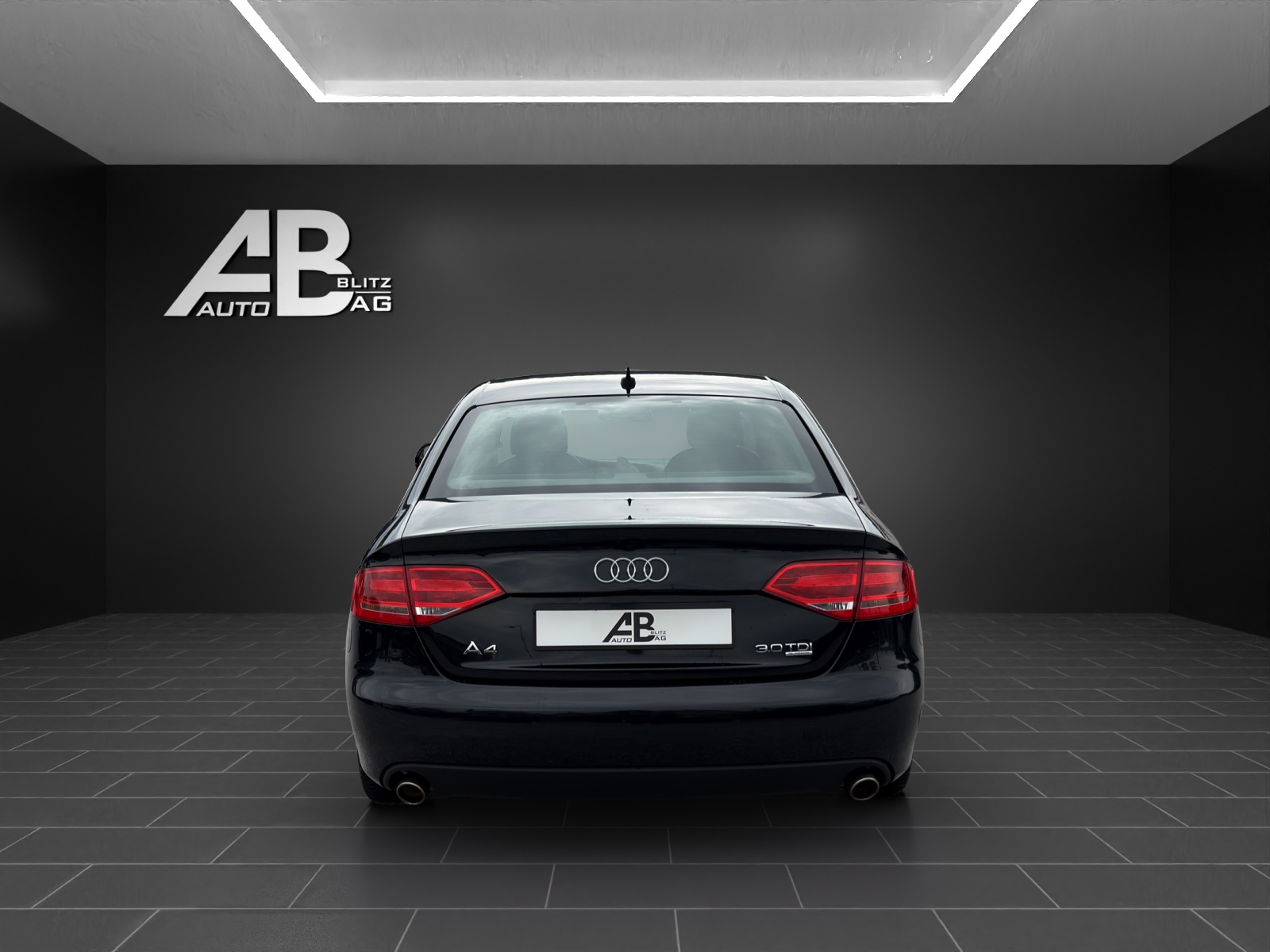 AUDI A4 Limousine 3.0 TDI quattro mit 239 PS-showroom-element-3