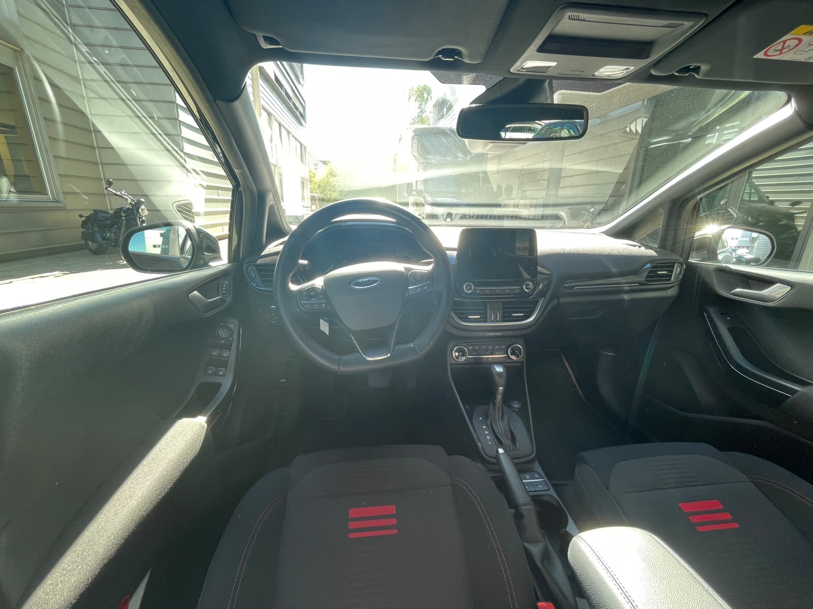 FORD Fiesta 1.0 SCTi MHEV ST Line X Automat-image-9