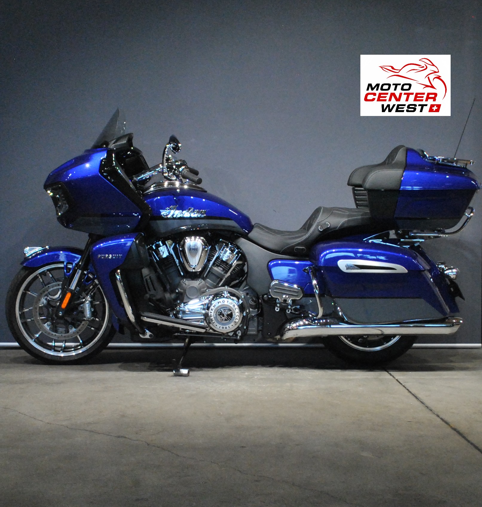 INDIAN Pursuit Limited-showroom-element-2