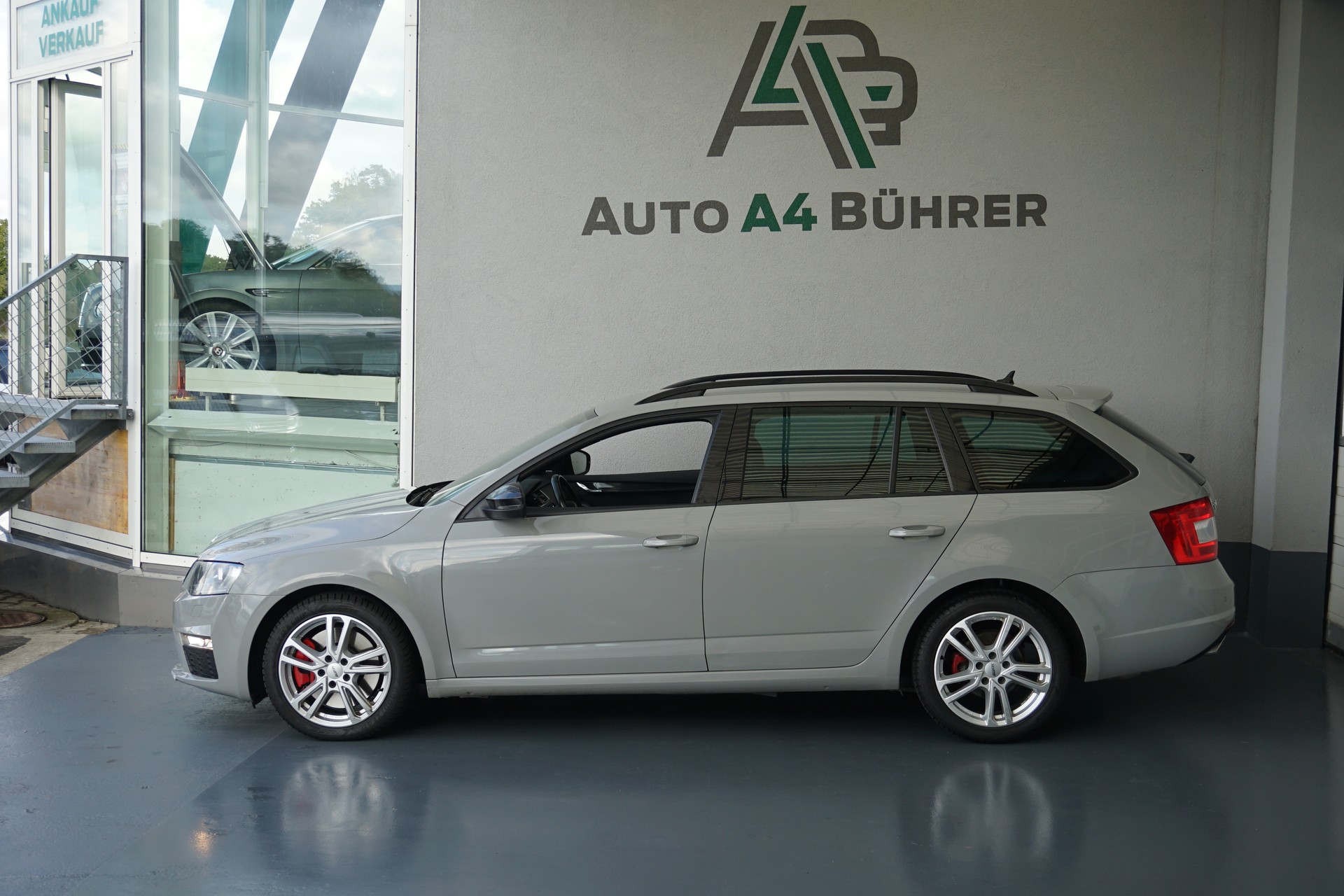 SKODA Octavia 2.0 TDI RS-image-0
