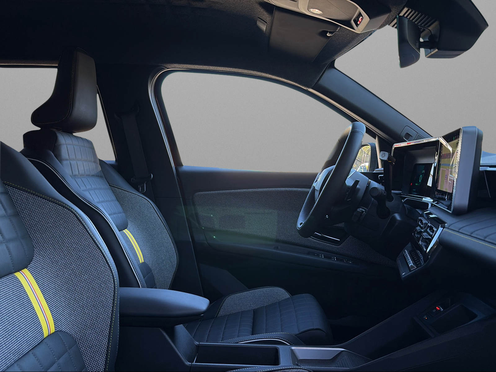 RENAULT R4 E-Tech Comfort Range 52 kWh Iconic-image-9