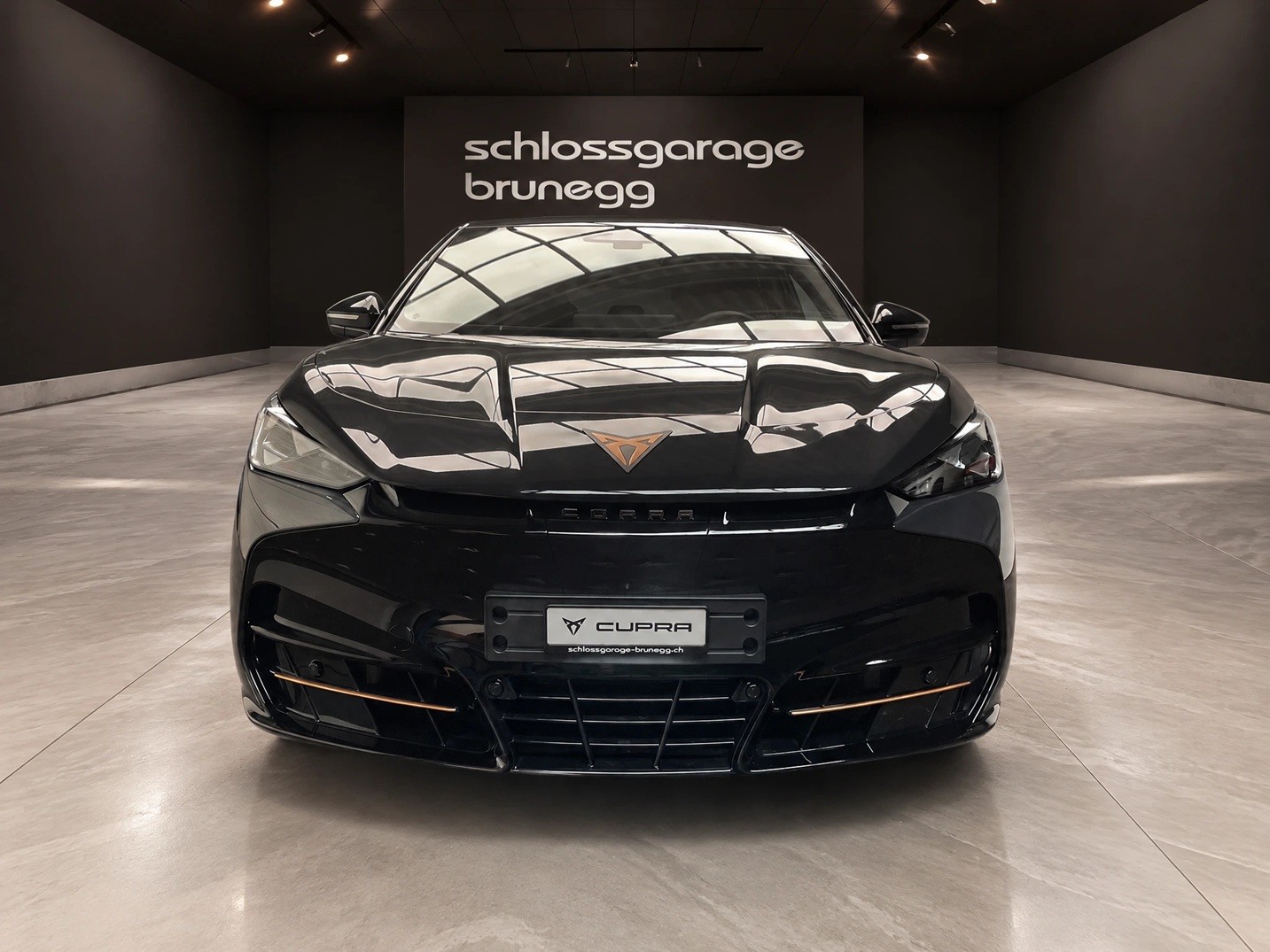 CUPRA Tavascan Type 9 77 kWh Adrenaline Prime Edition-image-1