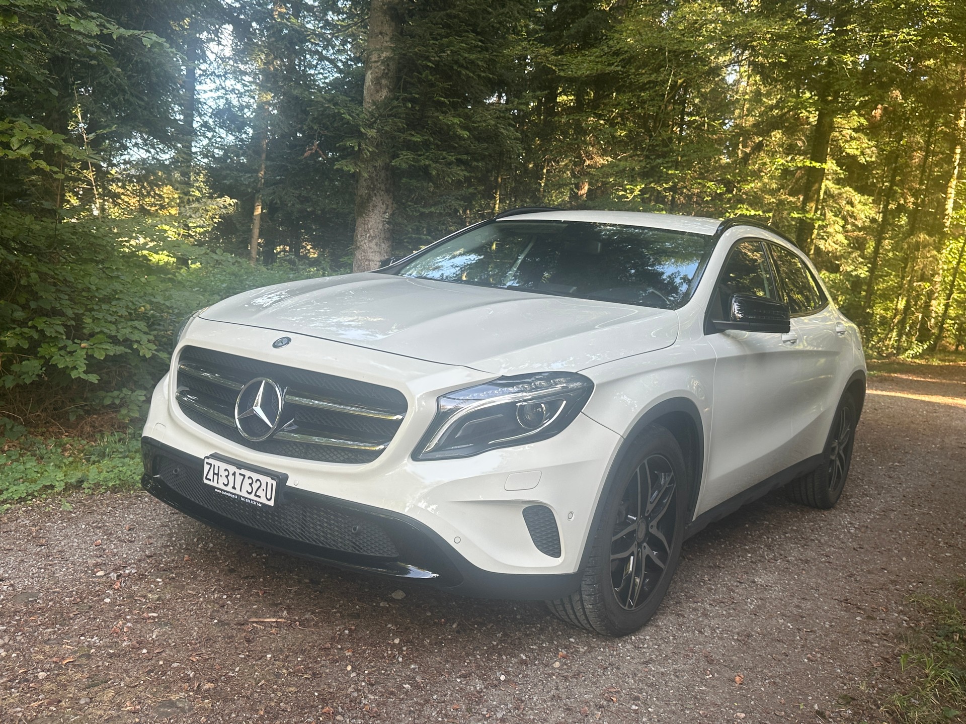 MERCEDES-BENZ GLA 200 CDI 4Matic 7G-DCT-image-2