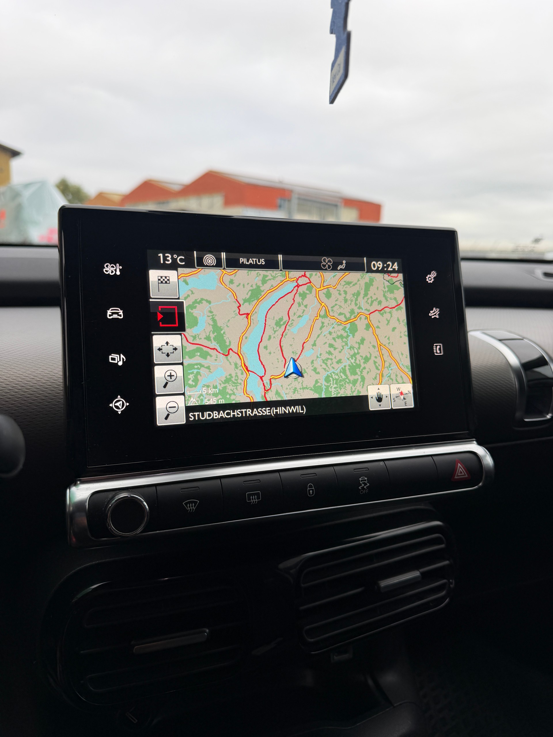 CITROEN C4 Cactus 1.6 e-HDi Feel ETG6-image-12