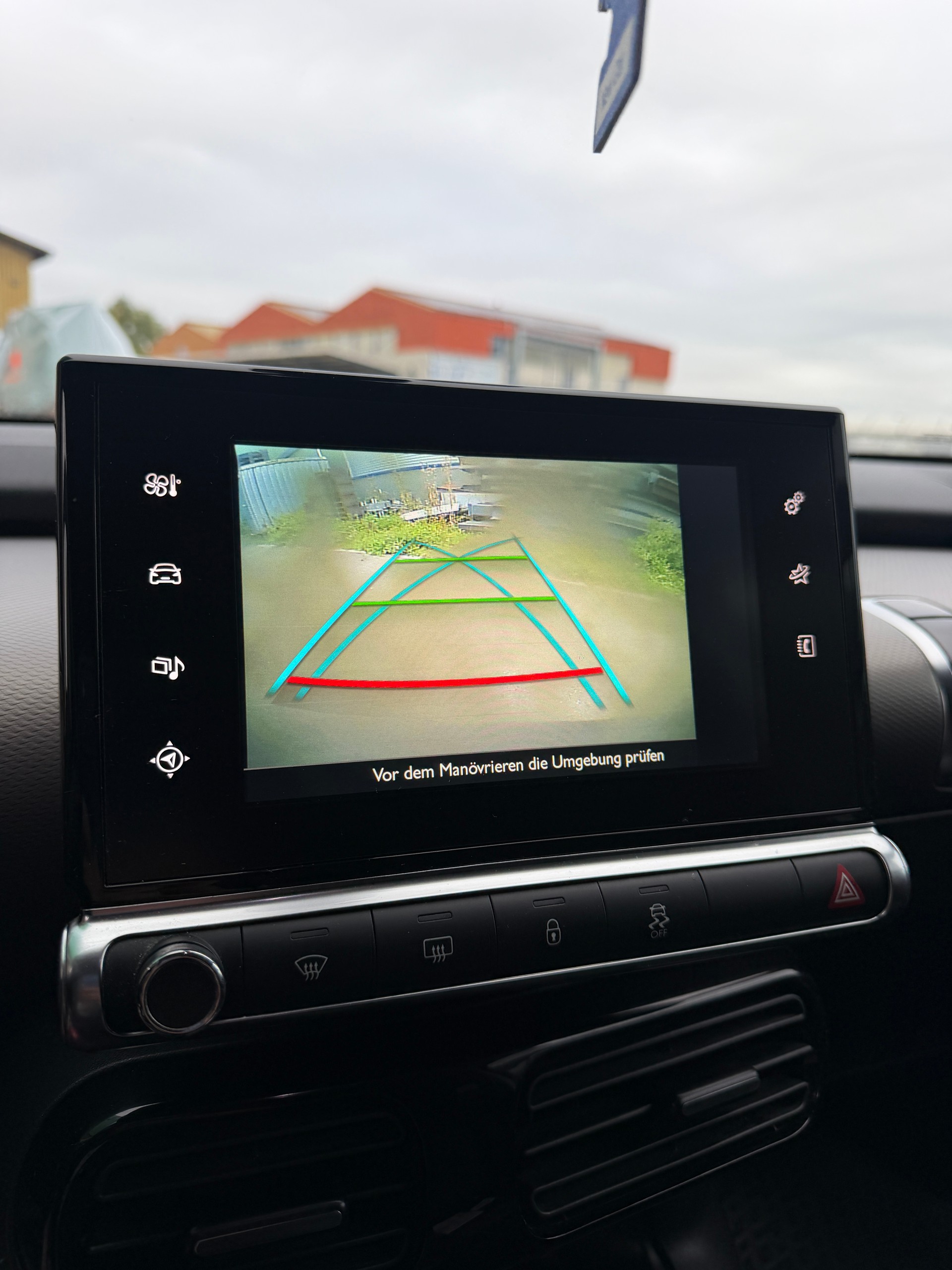 CITROEN C4 Cactus 1.6 e-HDi Feel ETG6-image-13