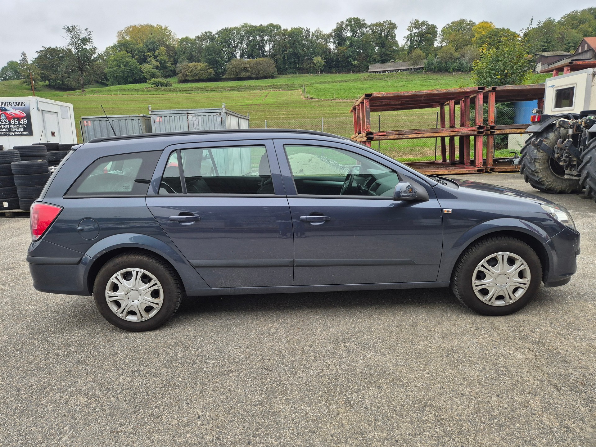 OPEL Astra Caravan 1.8i 16V Silverline-image-1
