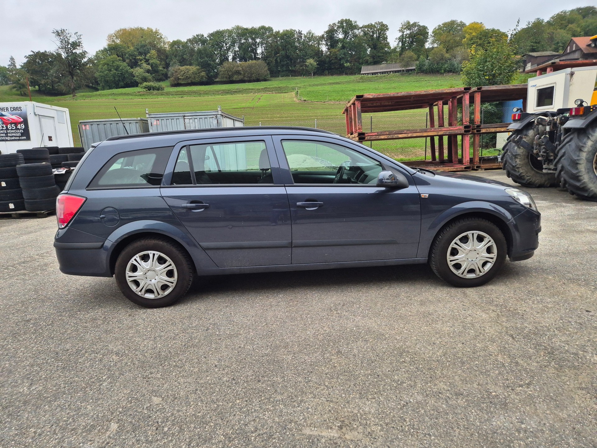 OPEL Astra Caravan 1.8i 16V Silverline-image-4