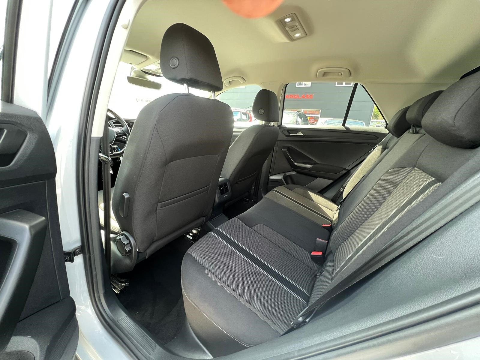 VW T-Roc 2.0 TSI Sport DSG 4Motion-image-9