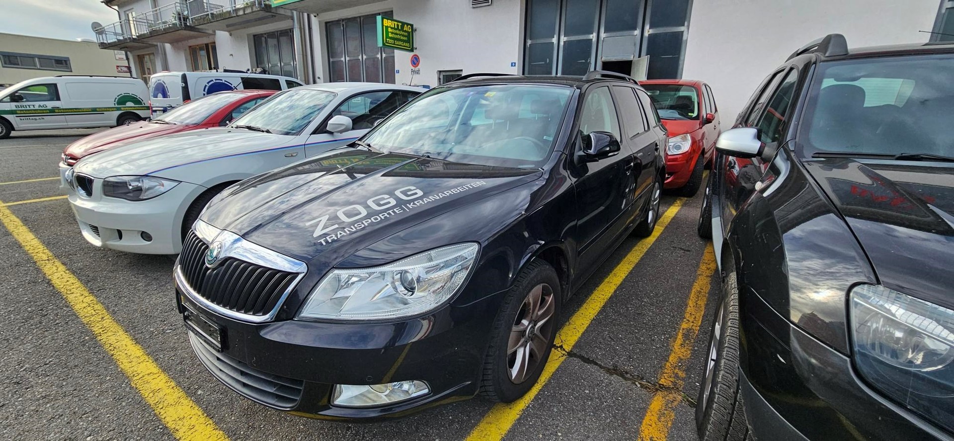 SKODA Octavia Combi 1.8 TSI Ambition 4x4-image-0