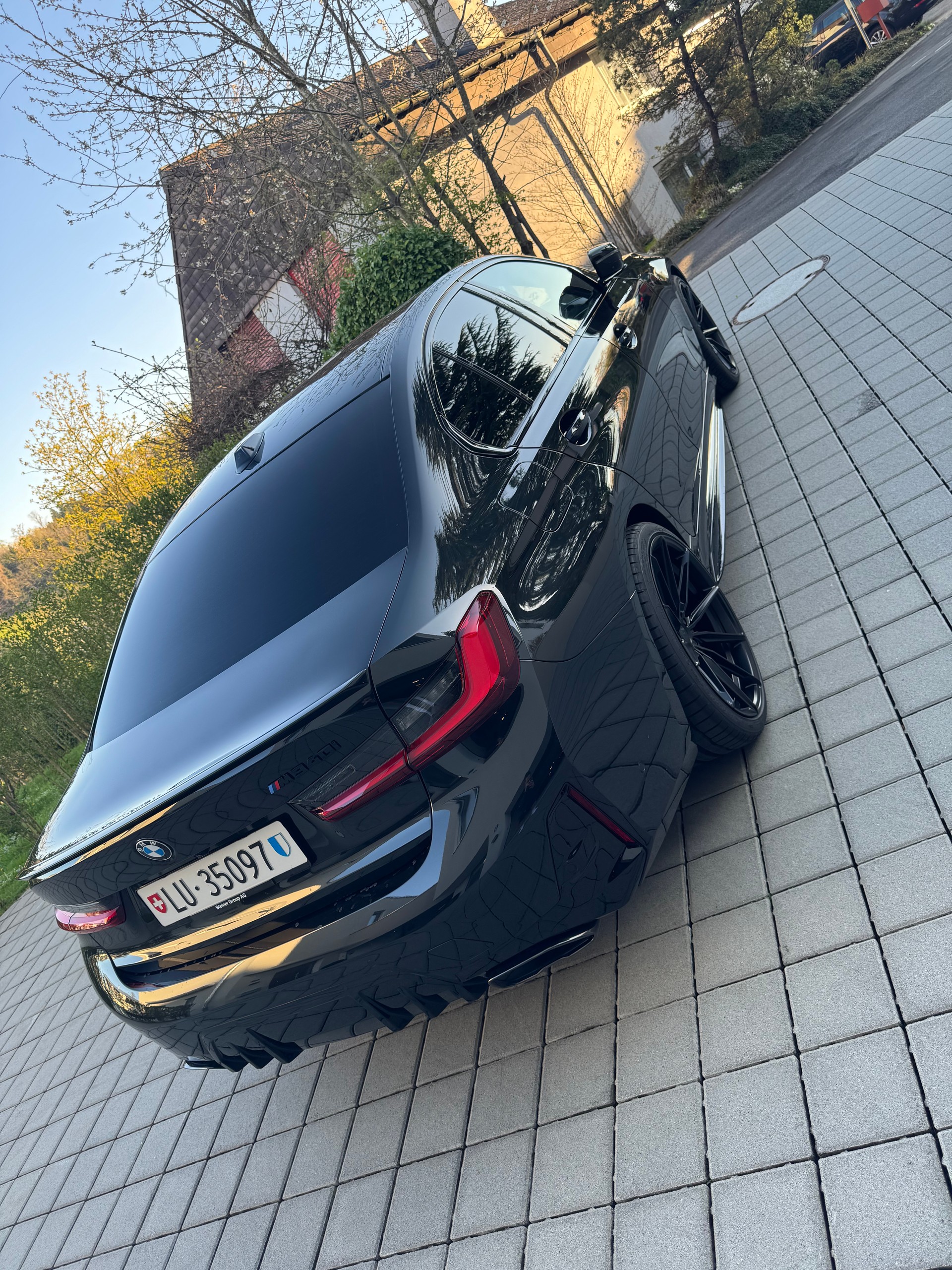 BMW M340i xDrive 48V Steptronic M Sport Pro-image-1