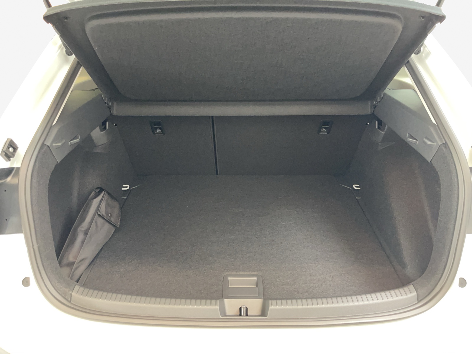 VW Taigo 1.0 TSI Life United DSG-image-12