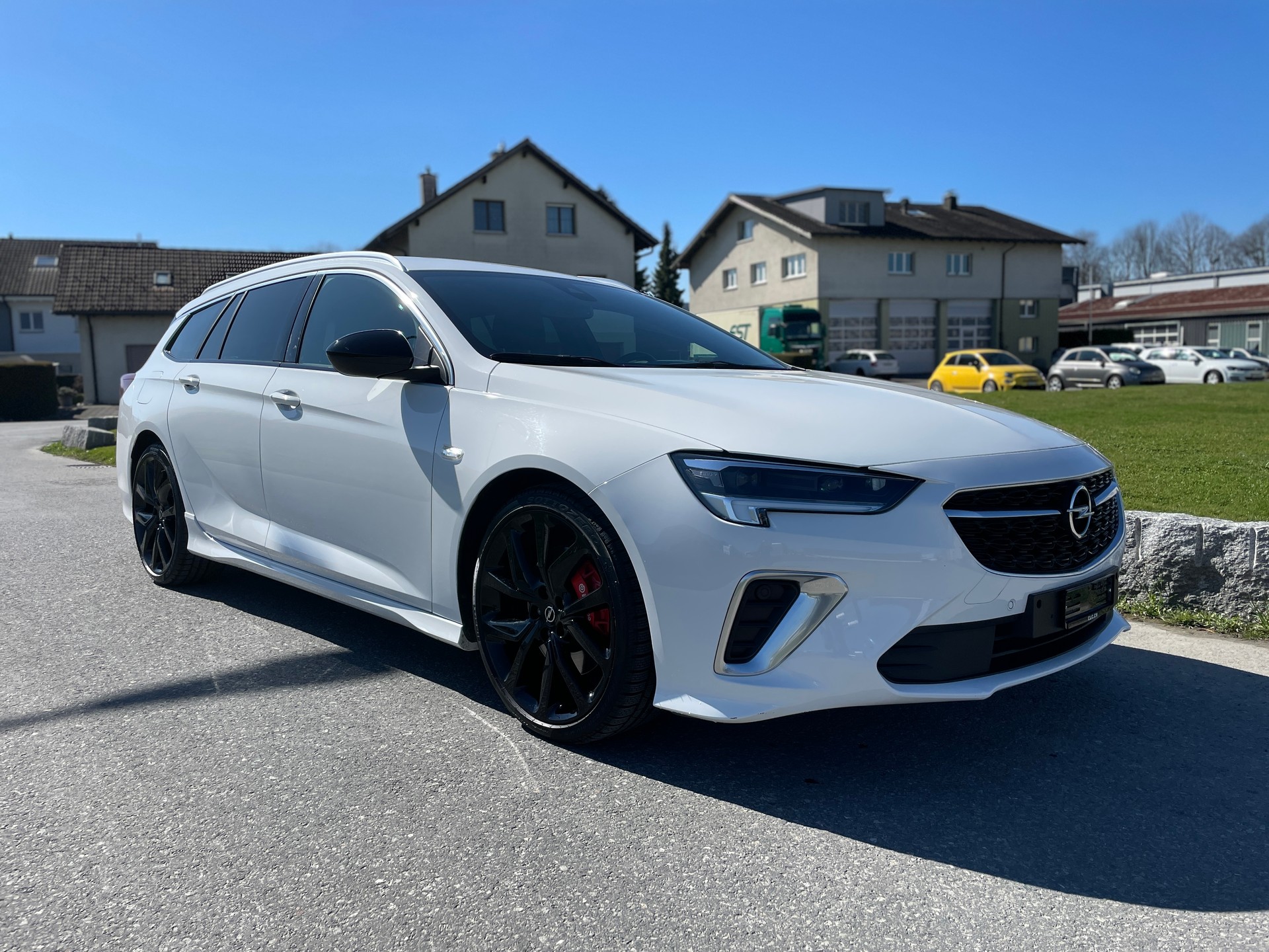 OPEL Insignia 2.0 T Sports Tourer GSi Automatic-image-0
